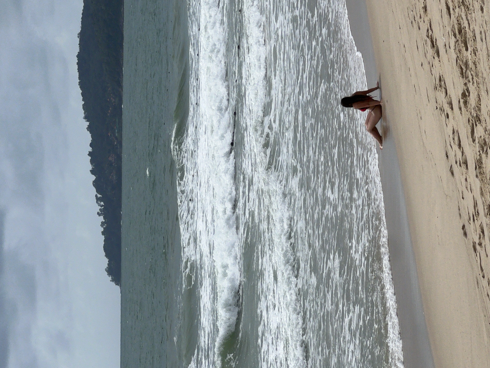 Overcast morning on a rough Choeng Thale beach