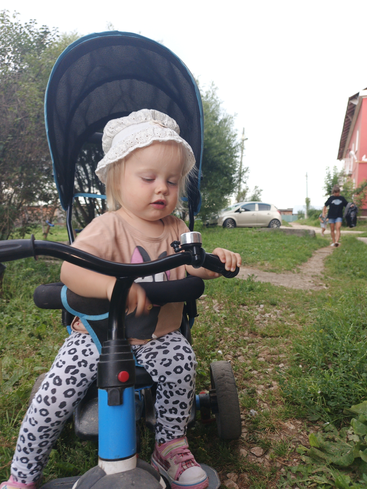 Medvedyovka, Russia
