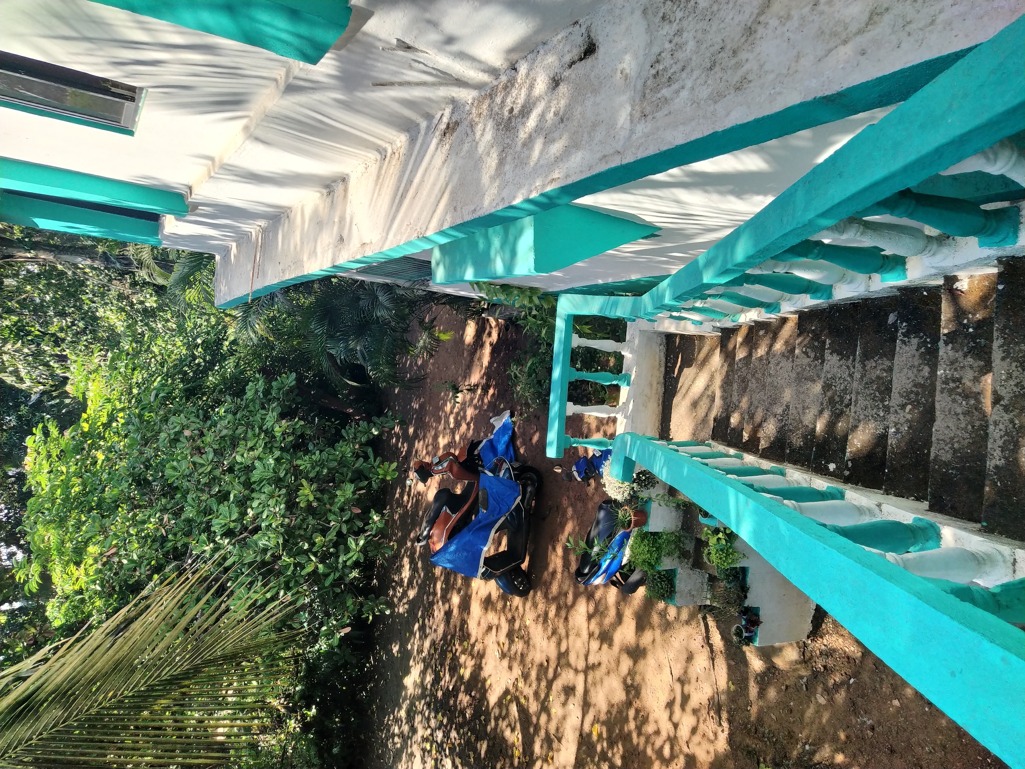 Morning documentation of everyday life in Badem, India