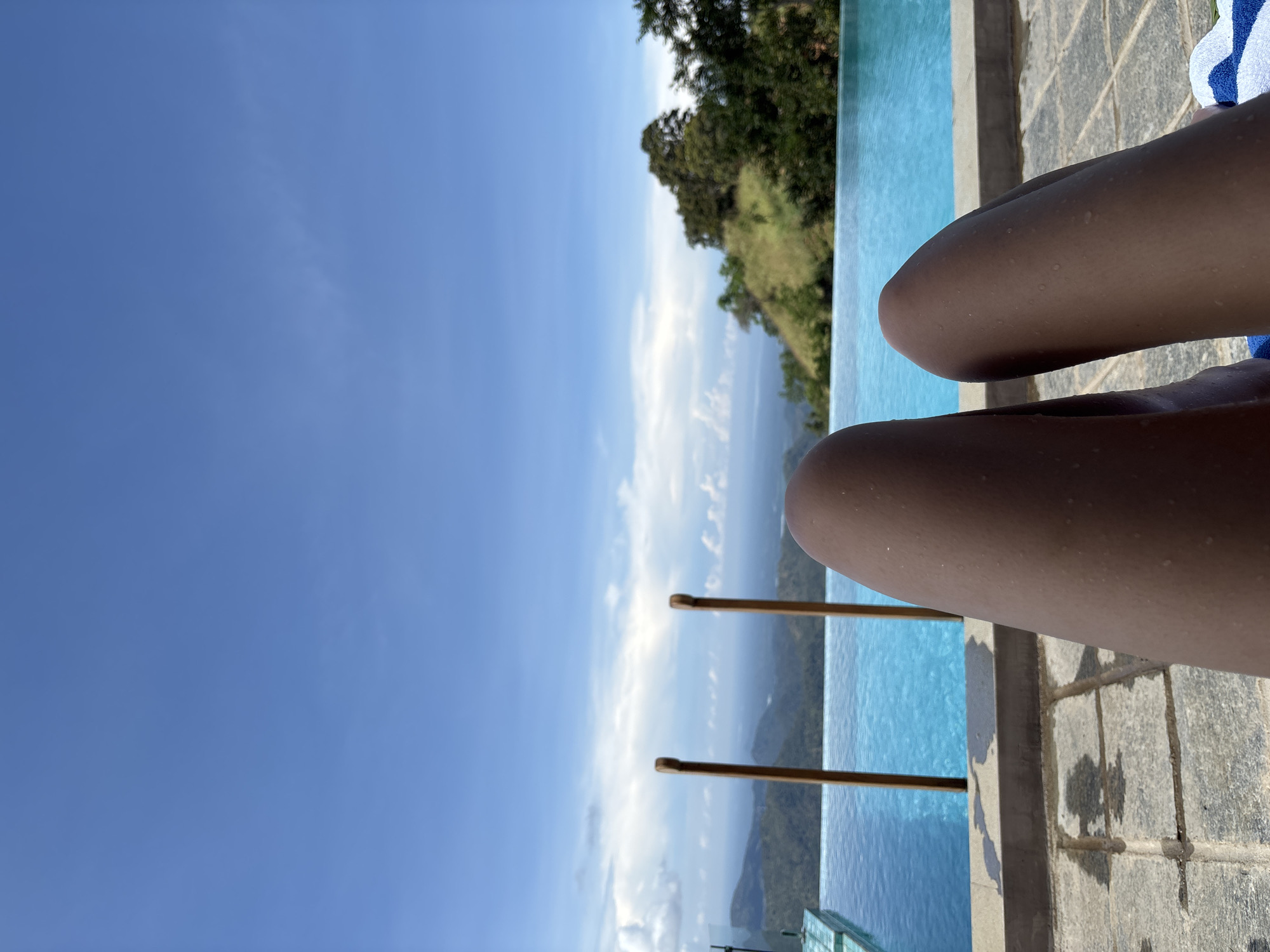 Early morning poolside moment captured in Haputhale, Sri Lanka