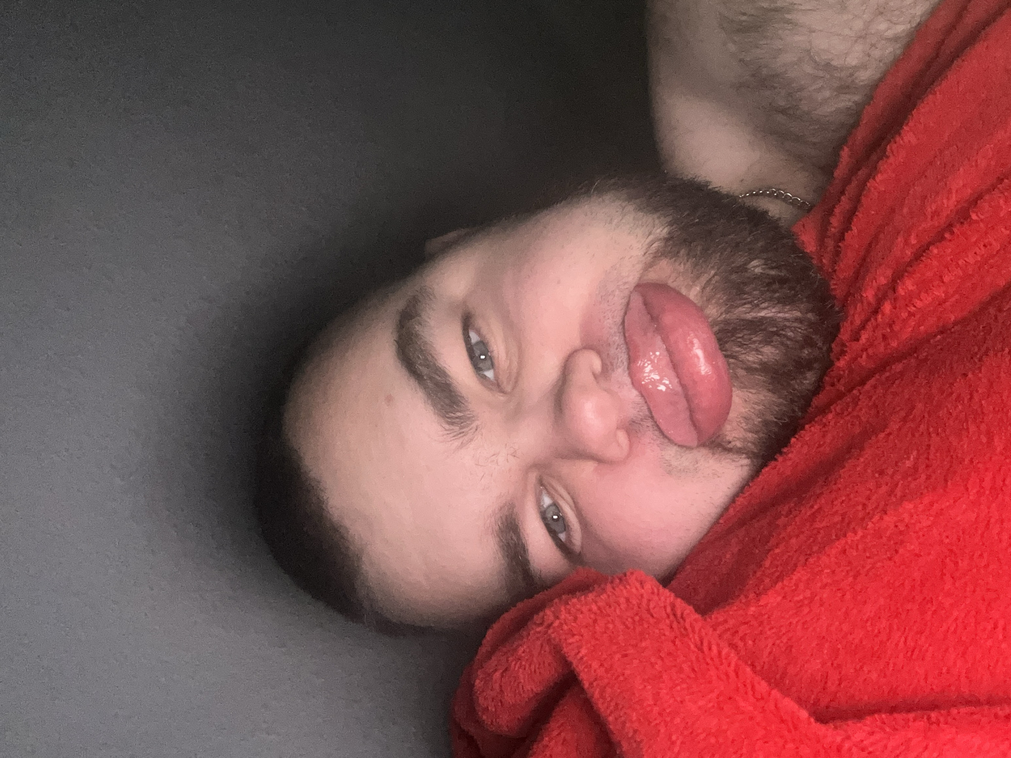 Late-night personal documentation session captured in Gelsenkirchen bedroom
