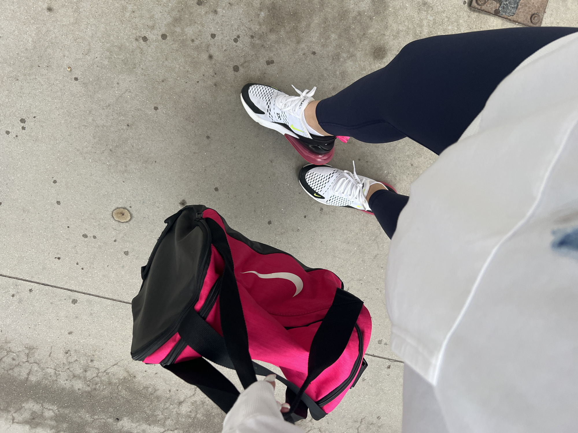 Athletic wear and social media queries observed in Plovdiv