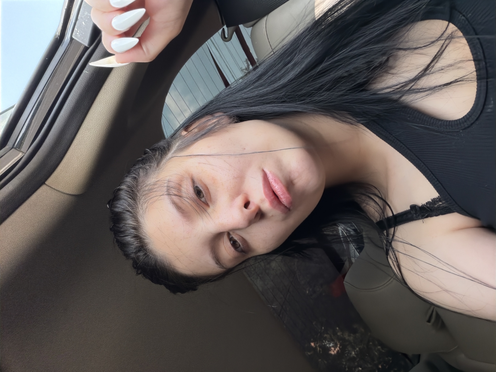 Sunday morning drive through Tbilisi, selfies and street views