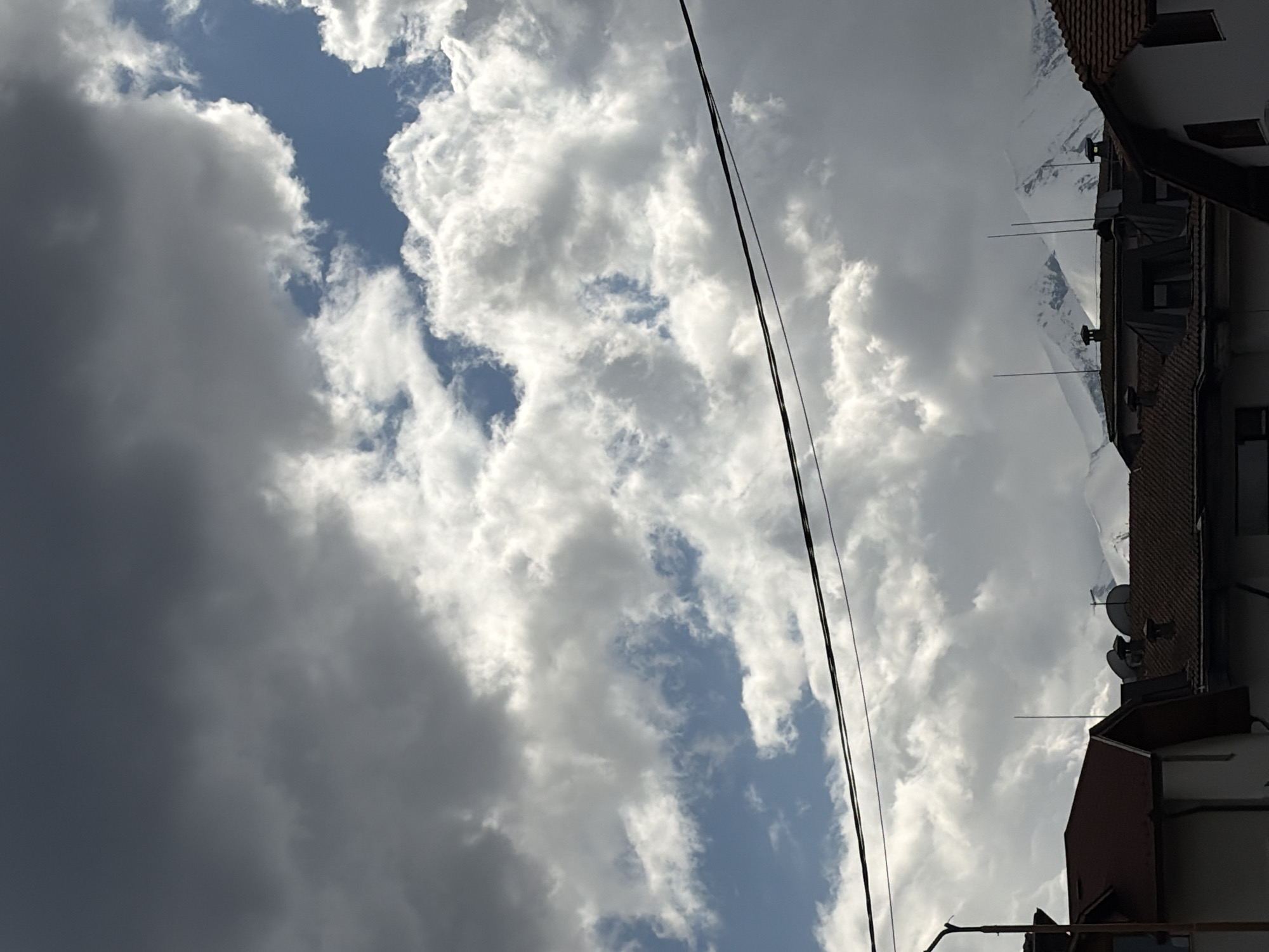 Dynamic sky conditions observed over Bansko mountains