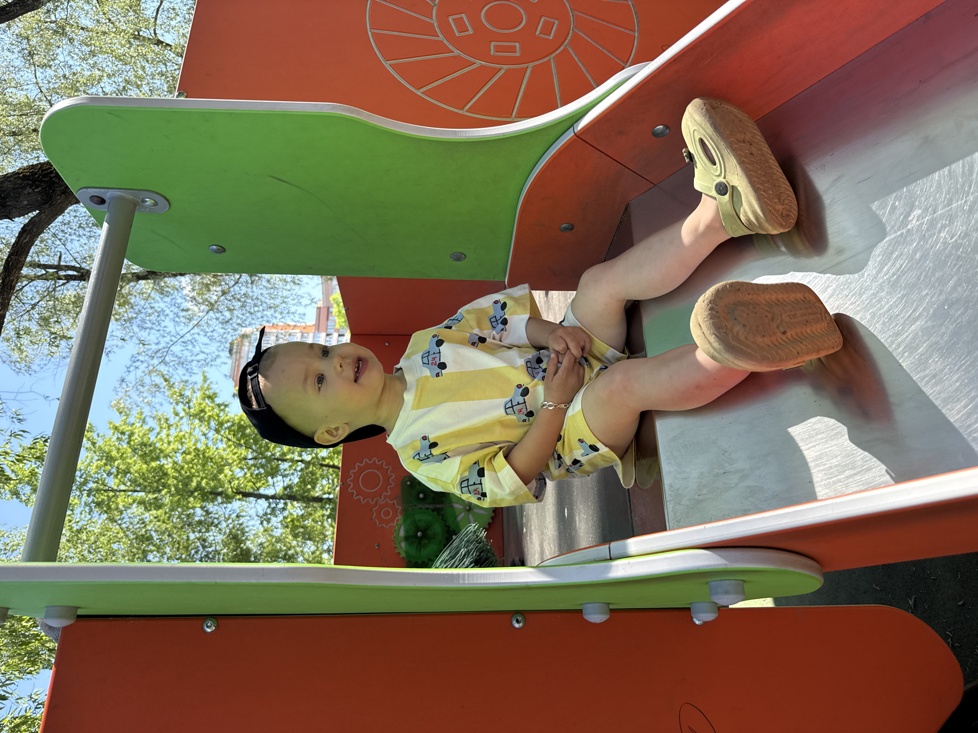 Morning playground activity observed in Шебунино, Russia