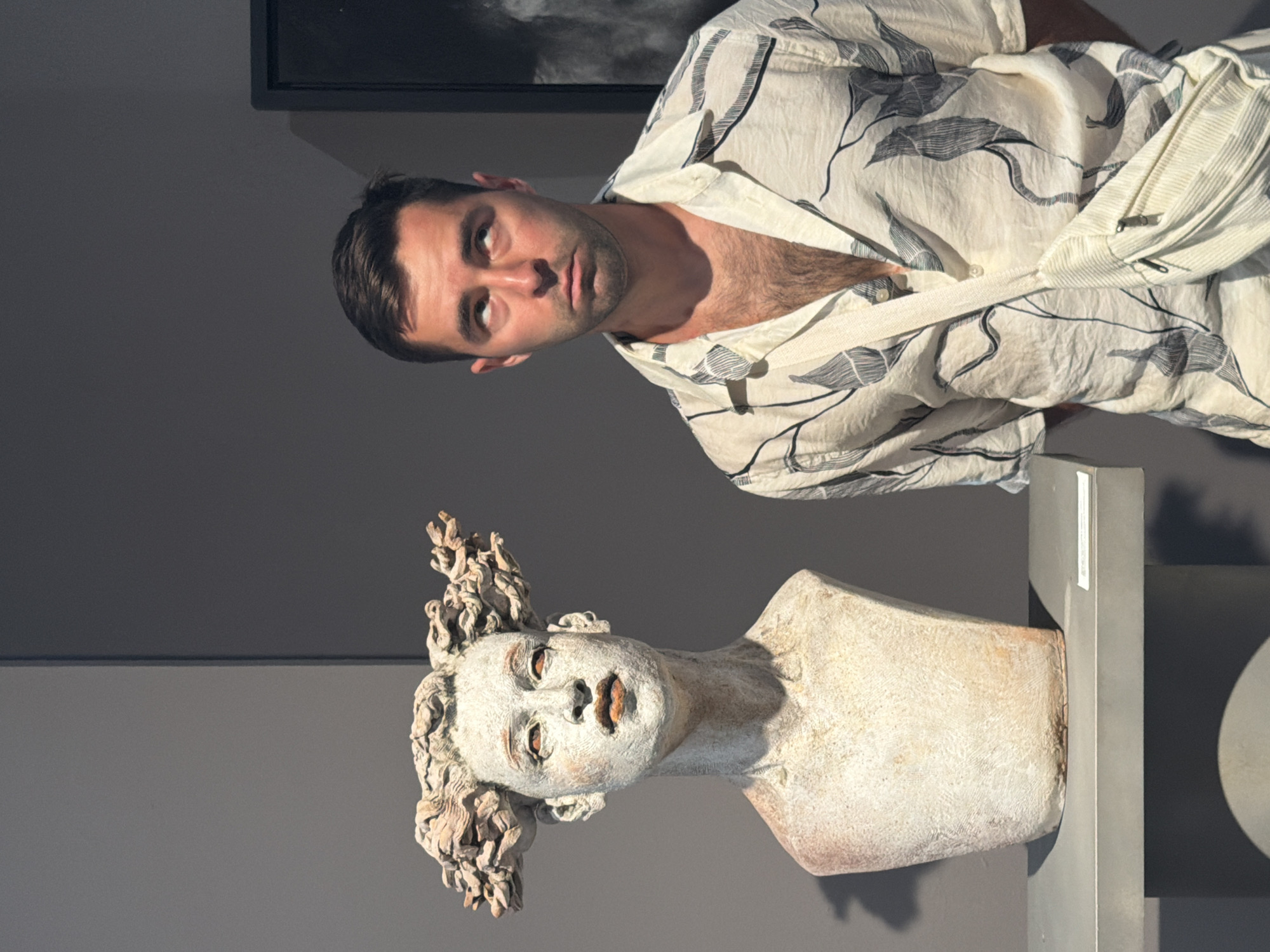 Exploring sculpture and painting in a Barcelona gallery