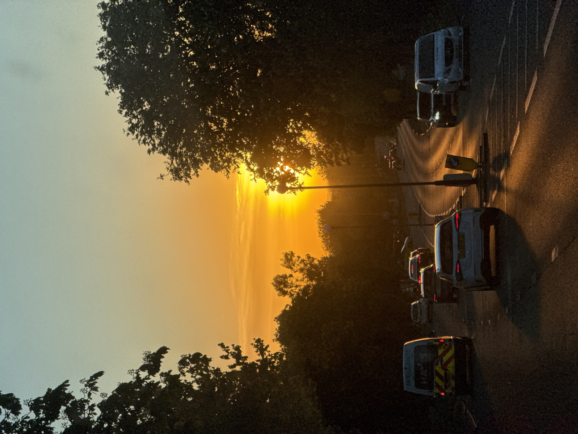 Dramatic sunset observed over London roadway April 30