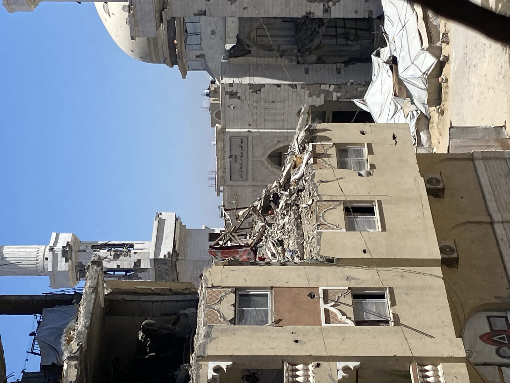 Witness documents war damage, daily life in Khan Yunis