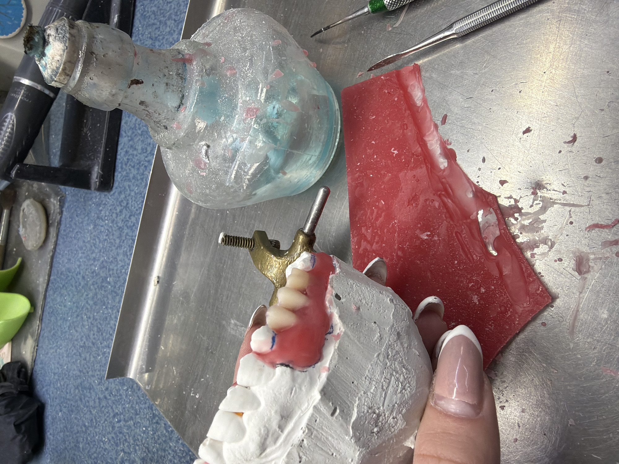 Dental laboratory activity documented in Varna, Bulgaria
