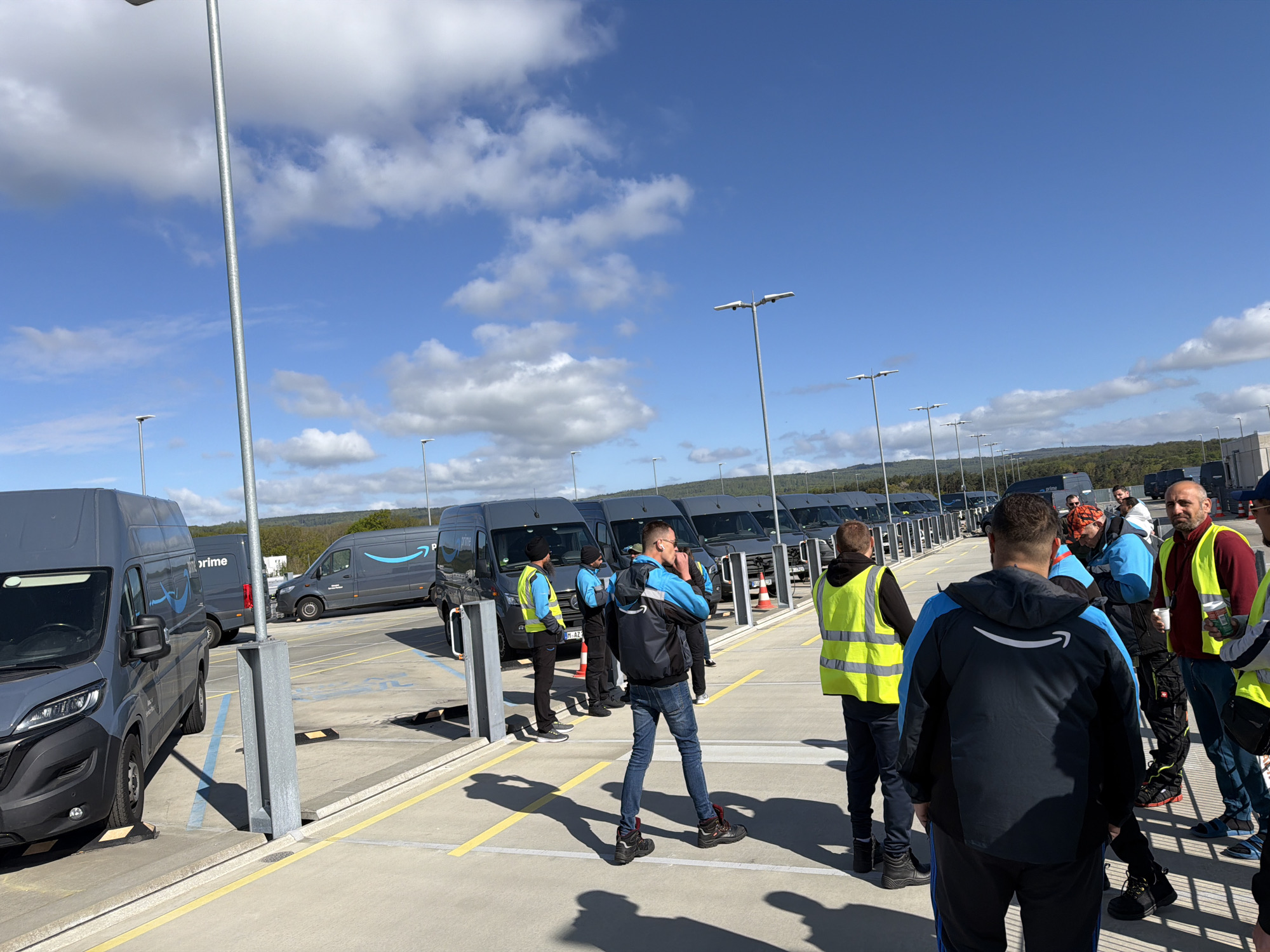 Amazon logistics facility activity documented in Friedrichsdorf, Germany
