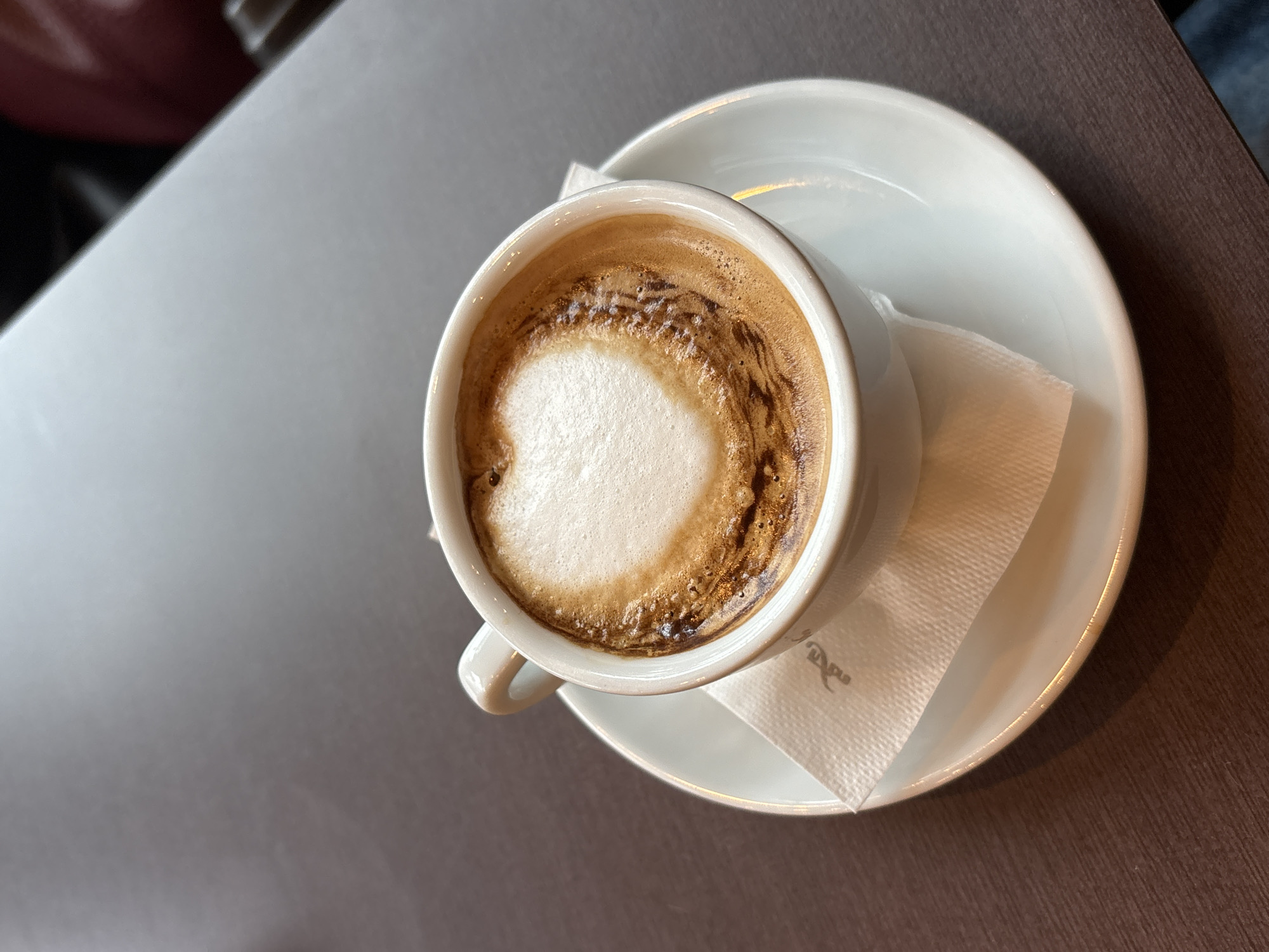 Morning routine captured in Varna classroom and cafe setting