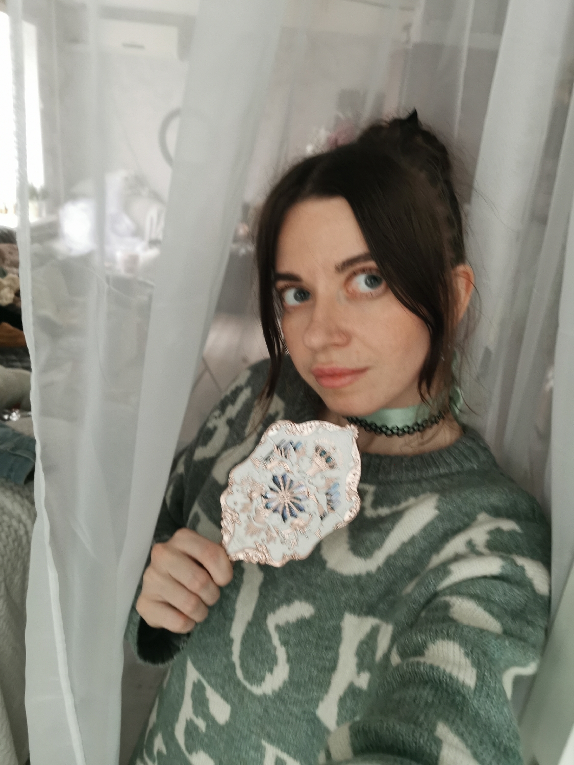 Woman photographed indoors in multiple portraits during six-minute span