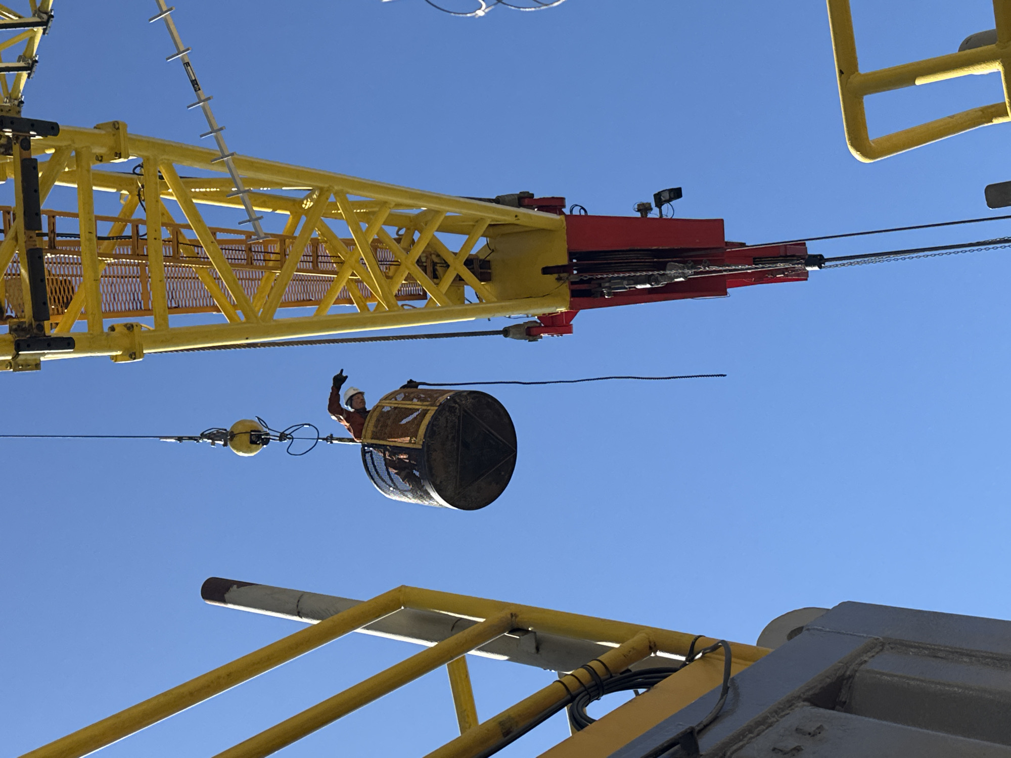 Offshore industrial operations documented in Italian waters