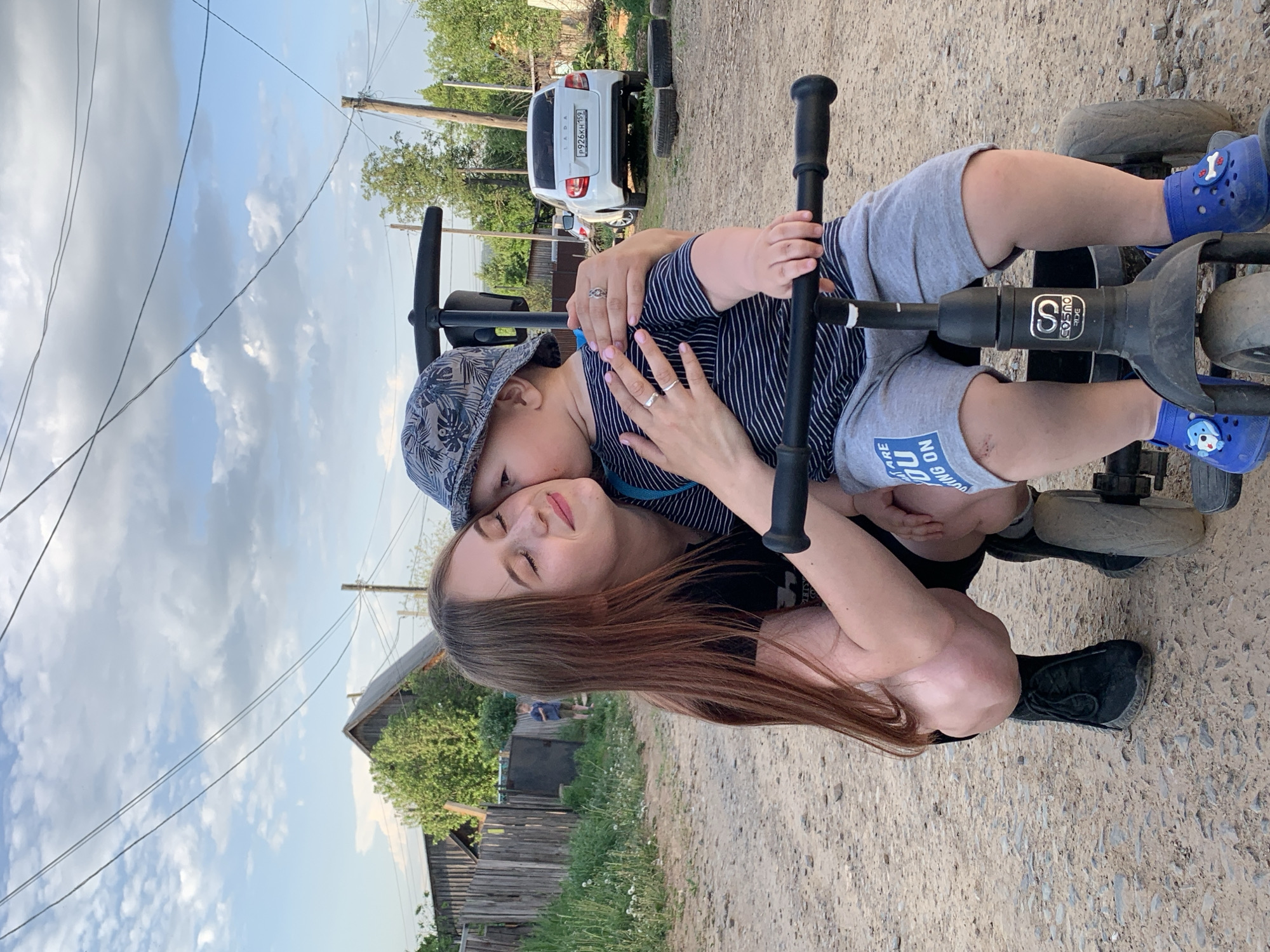 Woman documents rural daily life in Фоки, Russia