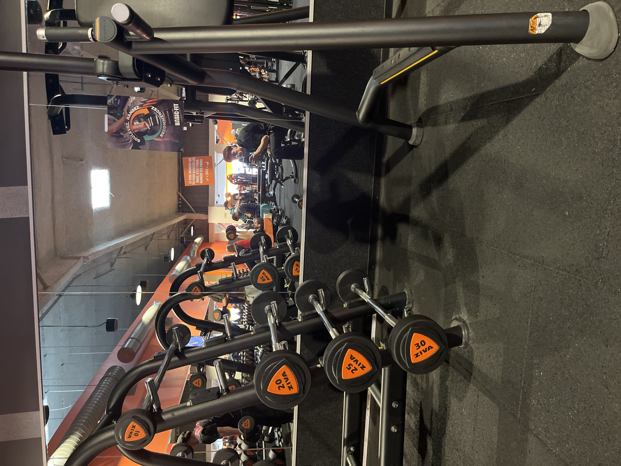 Gym equipment documented in Illkirch-Graffenstaden fitness facility