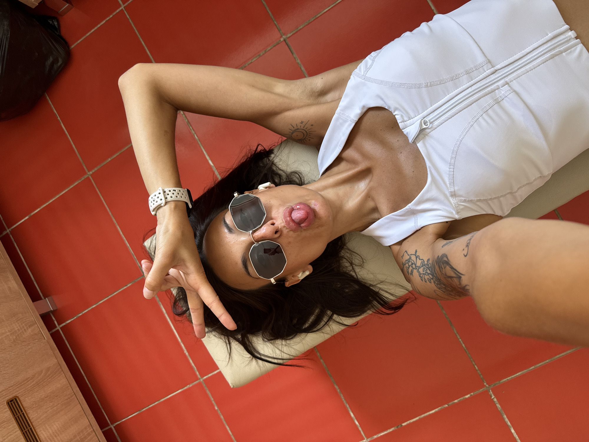 Gym selfie session in Pleven on a July morning