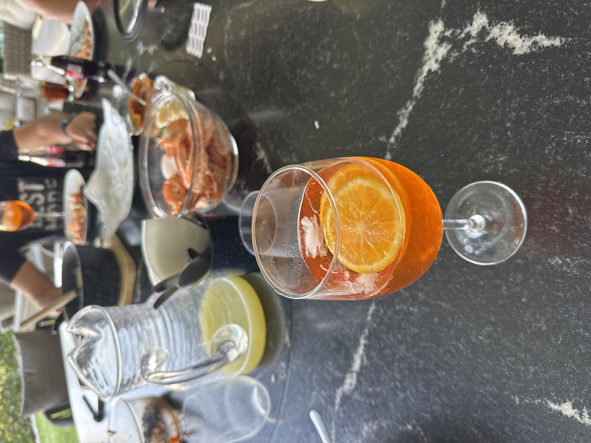 Evening drinks captured in San Bernardino Tlaxcalancingo dining scene