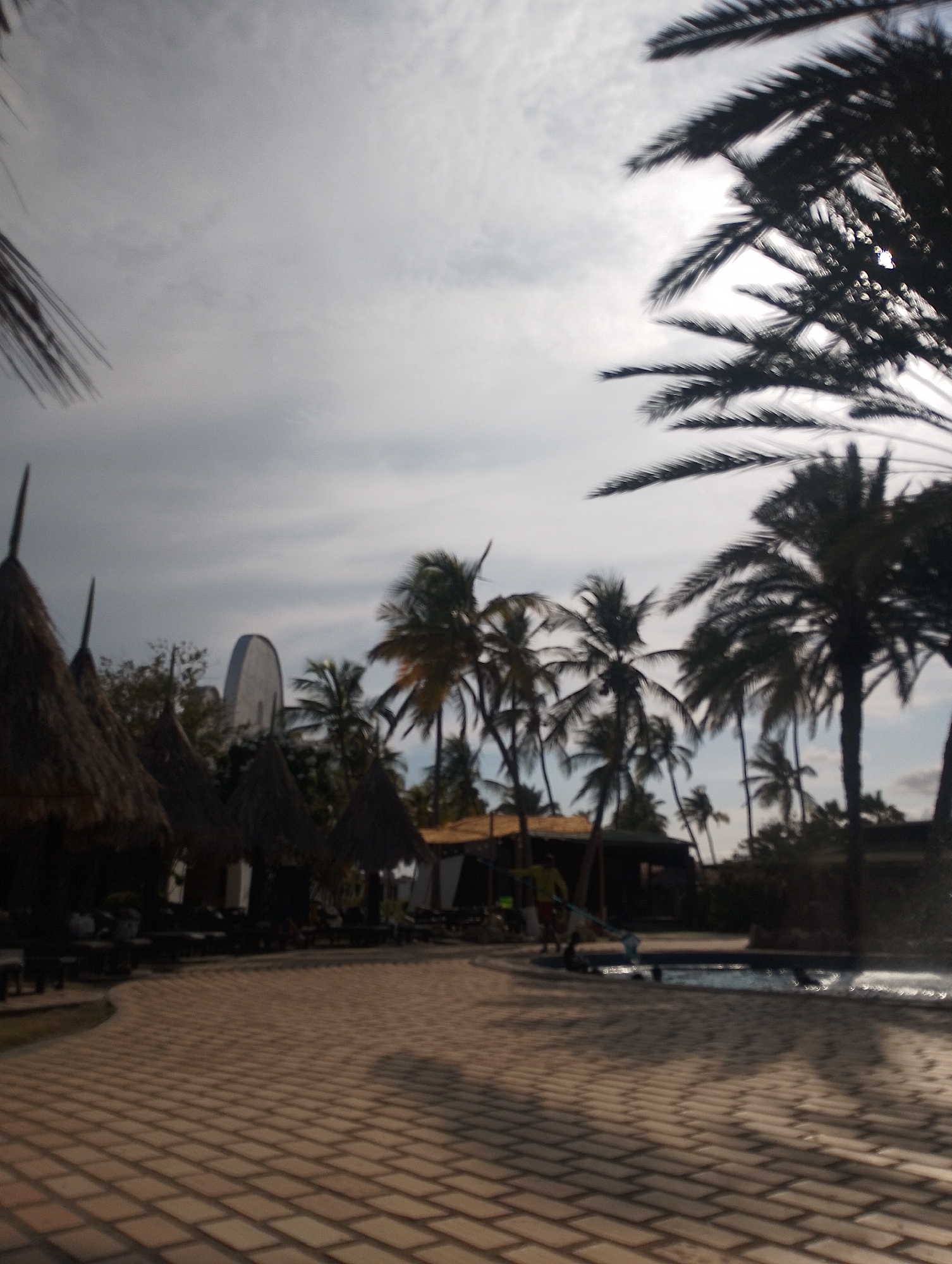Casual moments captured across Porlamar resort areas Friday evening