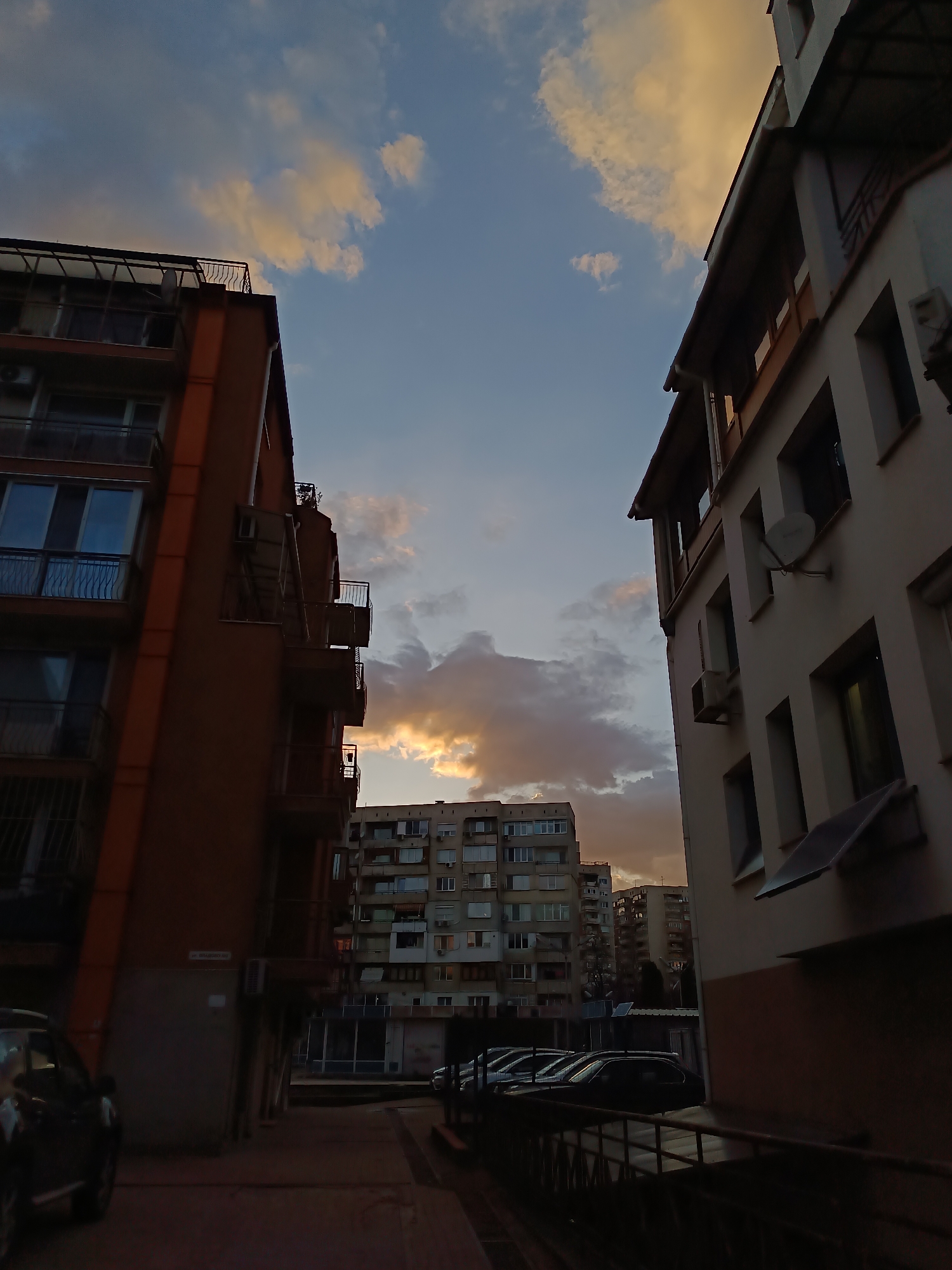 Sofia resident documents everyday urban and domestic scenes over 35 minutes