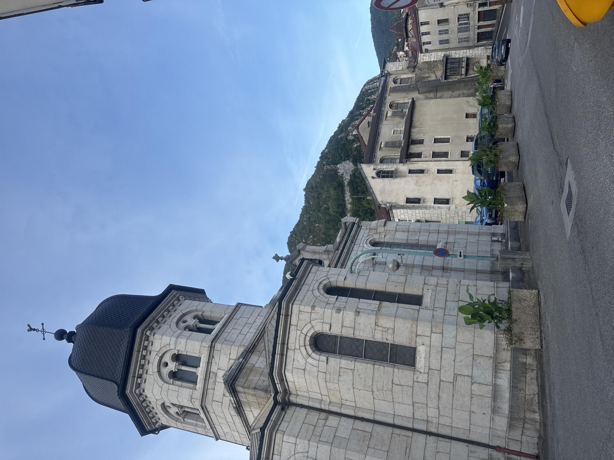 Saint-Claude afternoon: street scenes, a cathedral, and a werewolf
