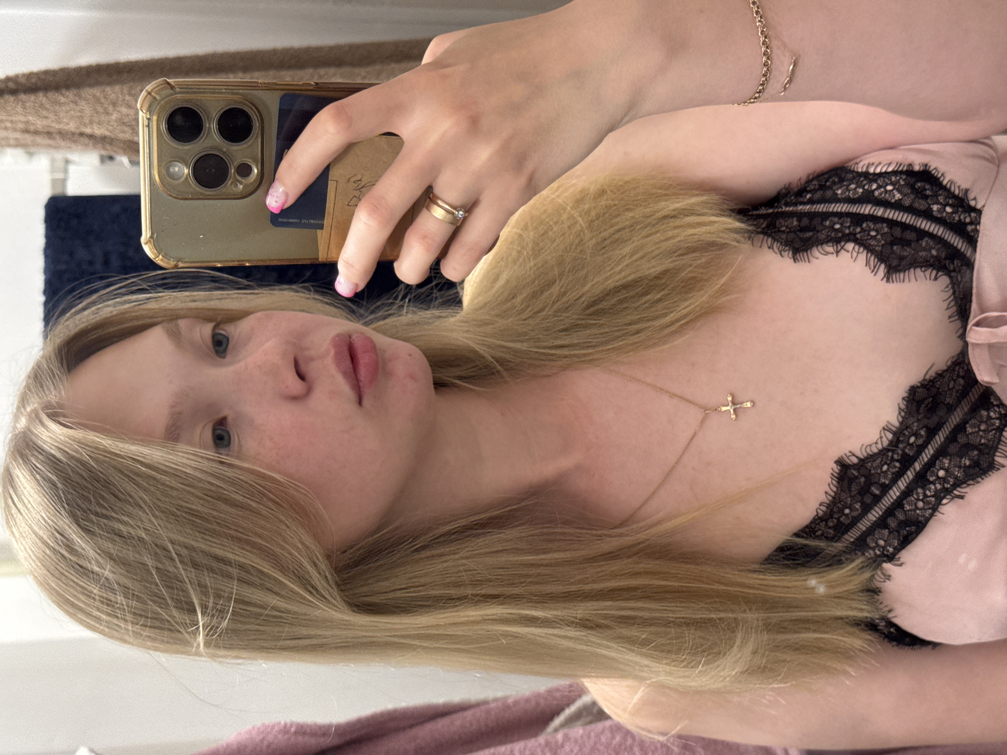 Evening selfies and ping pong in Chaikovsky, Russia