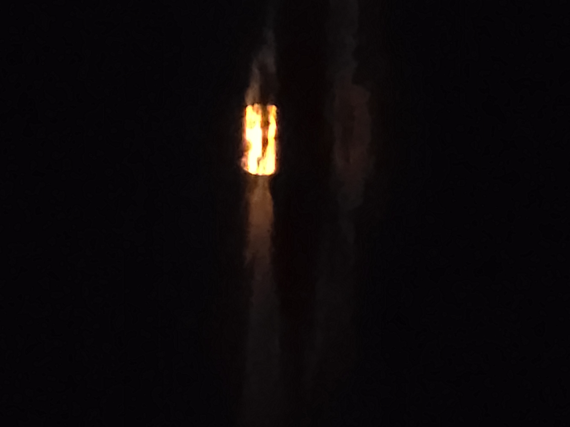 Intense flame-like light observed in Strazhitsa, Bulgaria