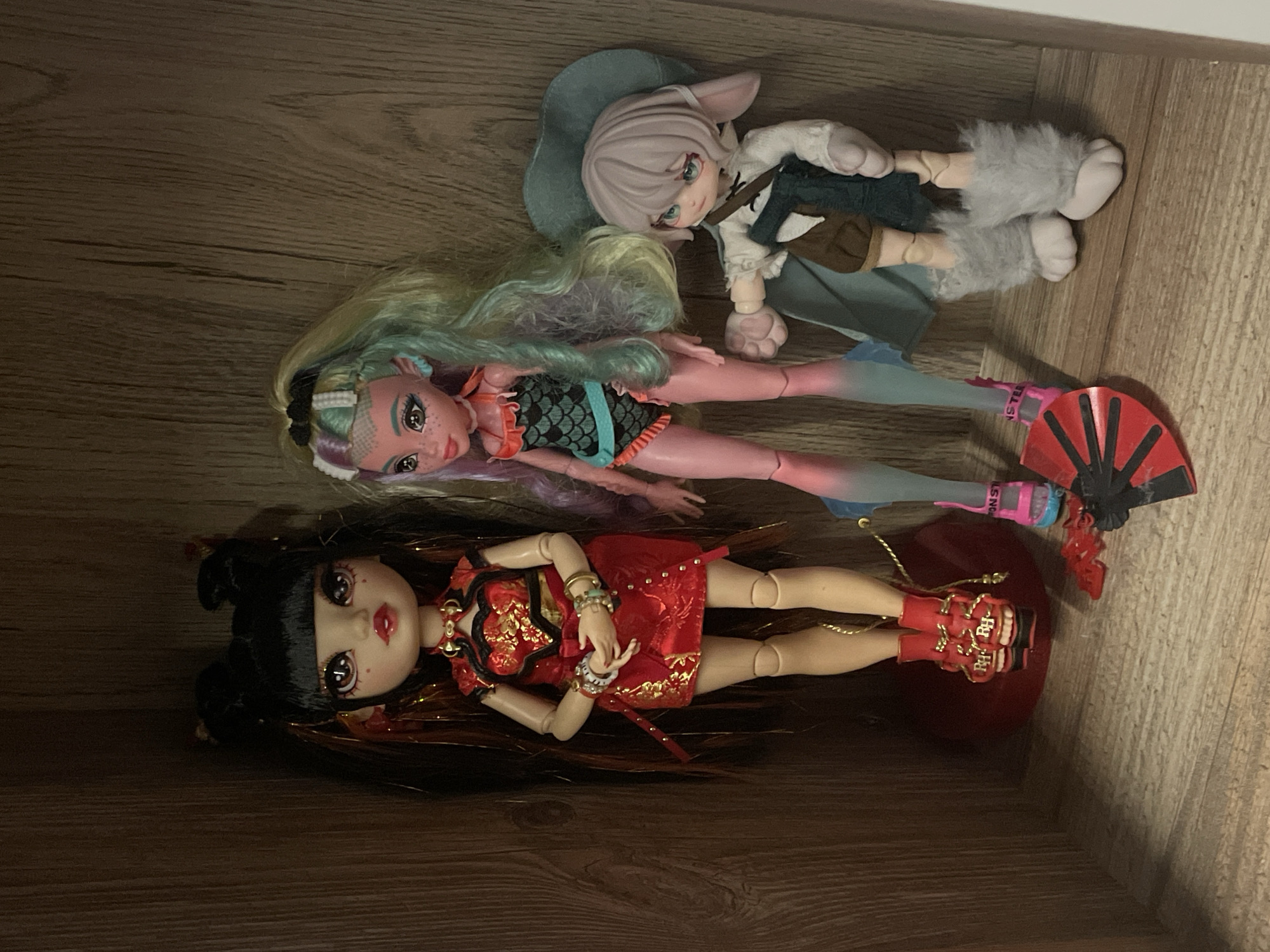Collectibles, snacks, and everyday life in a Kommunarka apartment