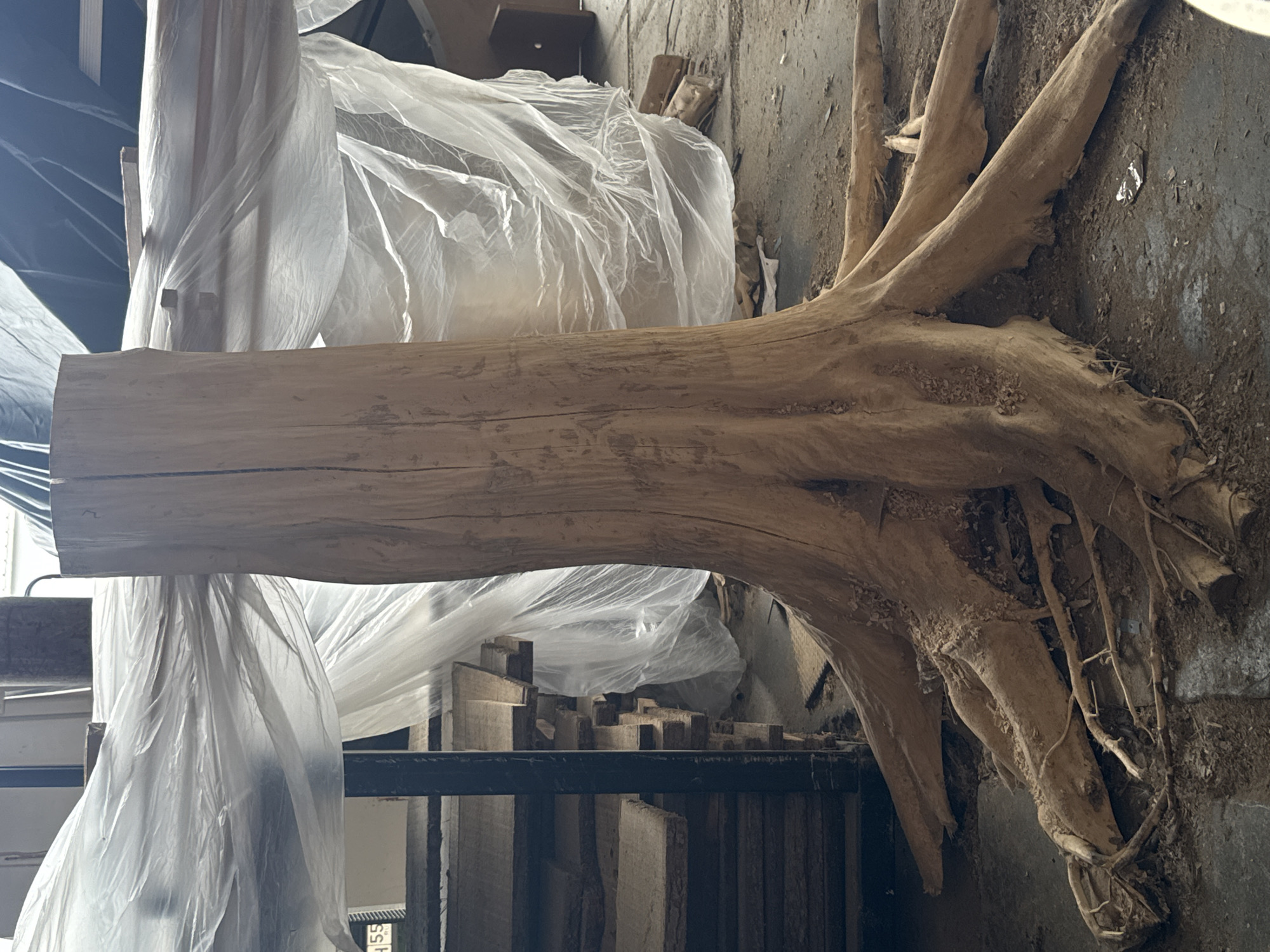 Kolomna workshop blends woodworking with decorative craft production