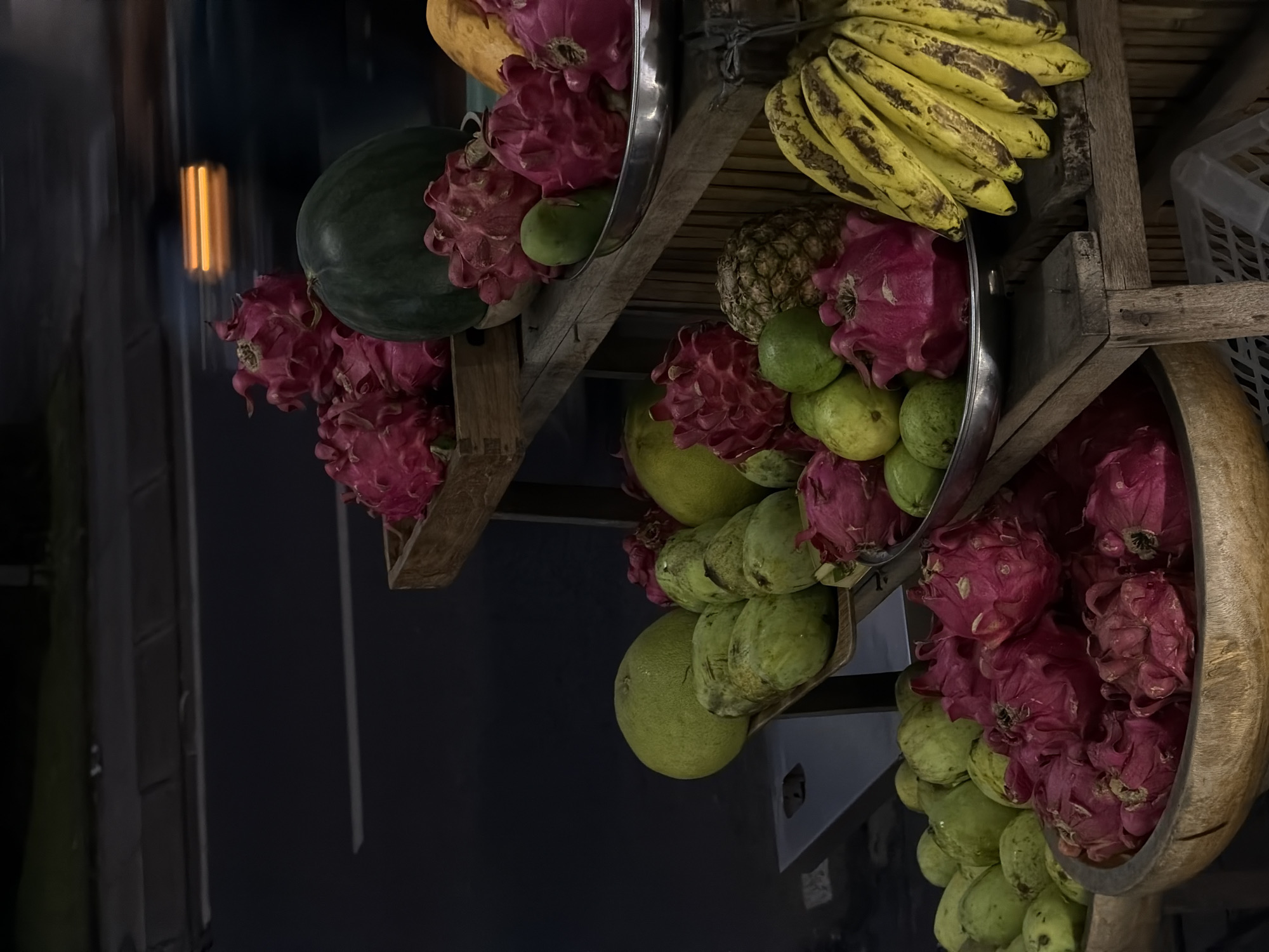 Street food vendors serve fresh fruit, meals in North Kuta