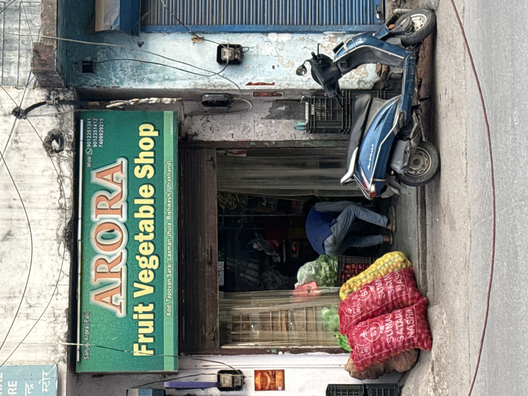 Local fruit shop spotted in Rishikesh's Tapovan area