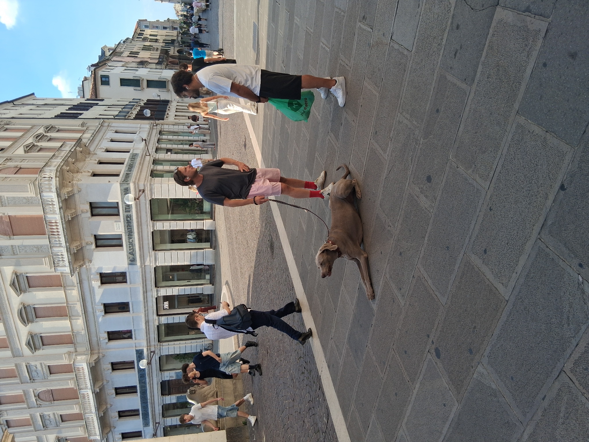 A sunny afternoon wander through Padua's historic center