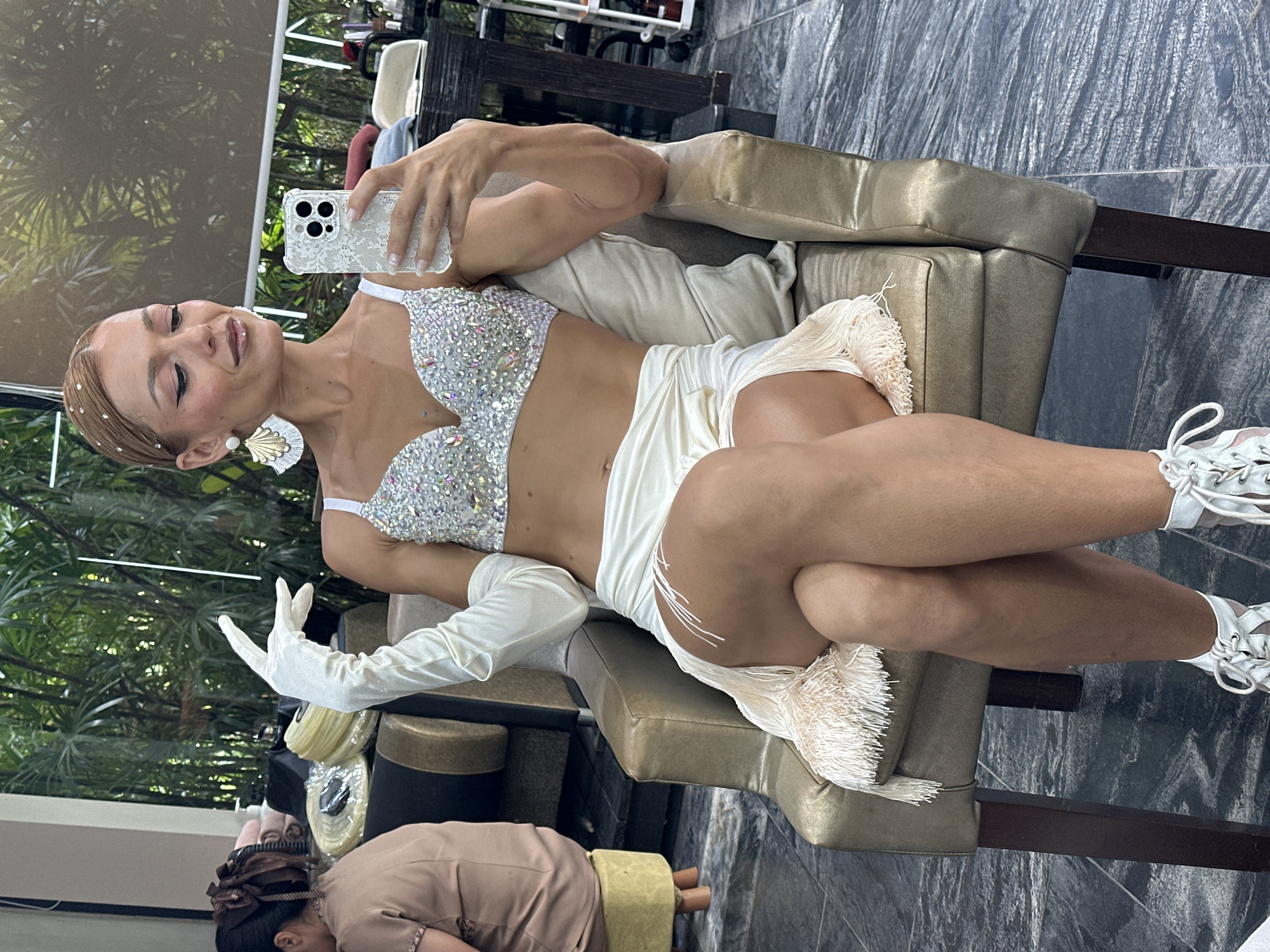 Selfie in a leather armchair, dressed up in Ko Samui