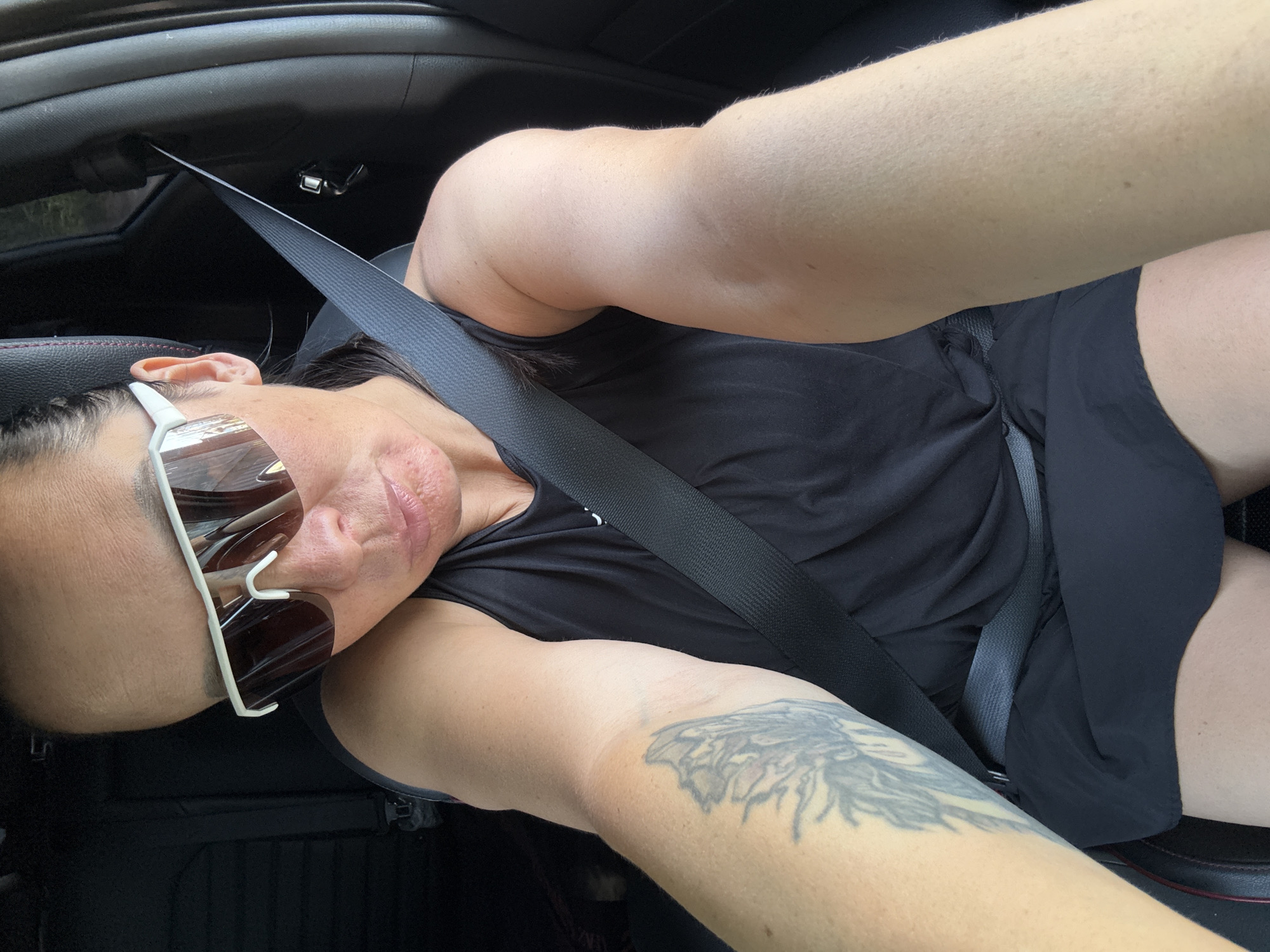 Tennis outing prep in Chaikovsky, racket and selfies in tow