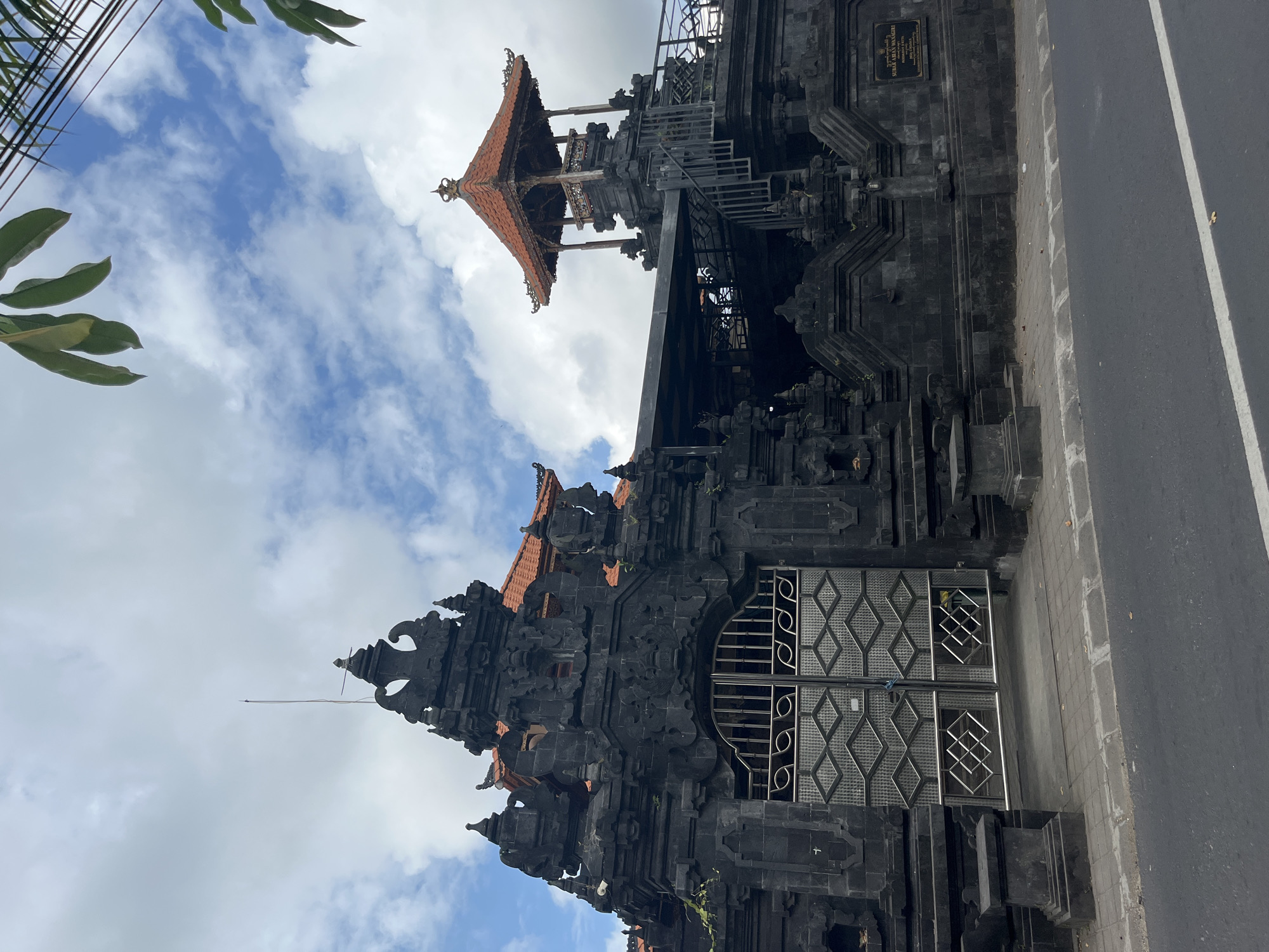 Traditional Balinese temple and crafts documented in Kuta Selatan