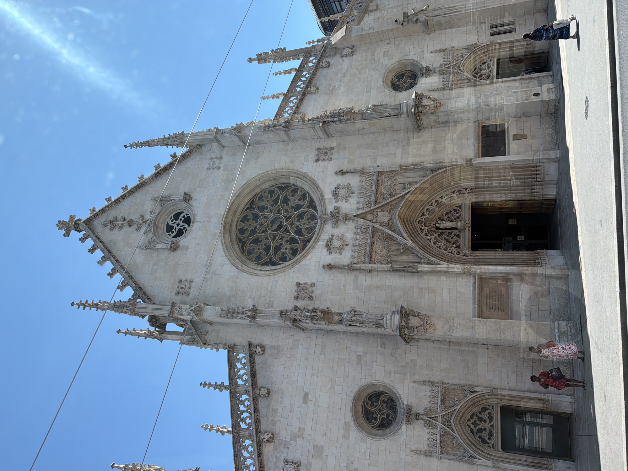 Architectural tour through Lyon's historic and civic landmarks