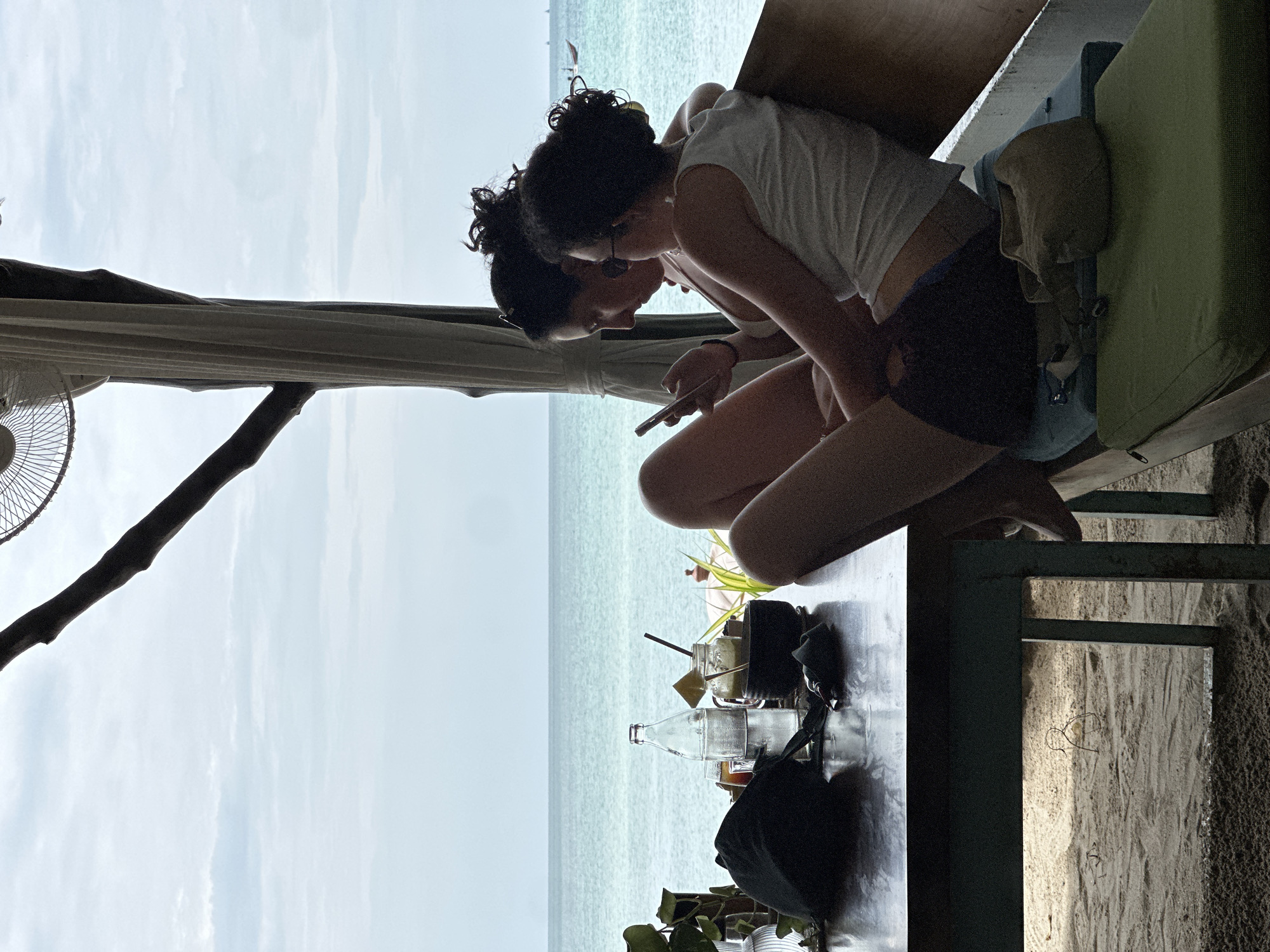 Casual beachside dining at a Ko Pha-ngan café