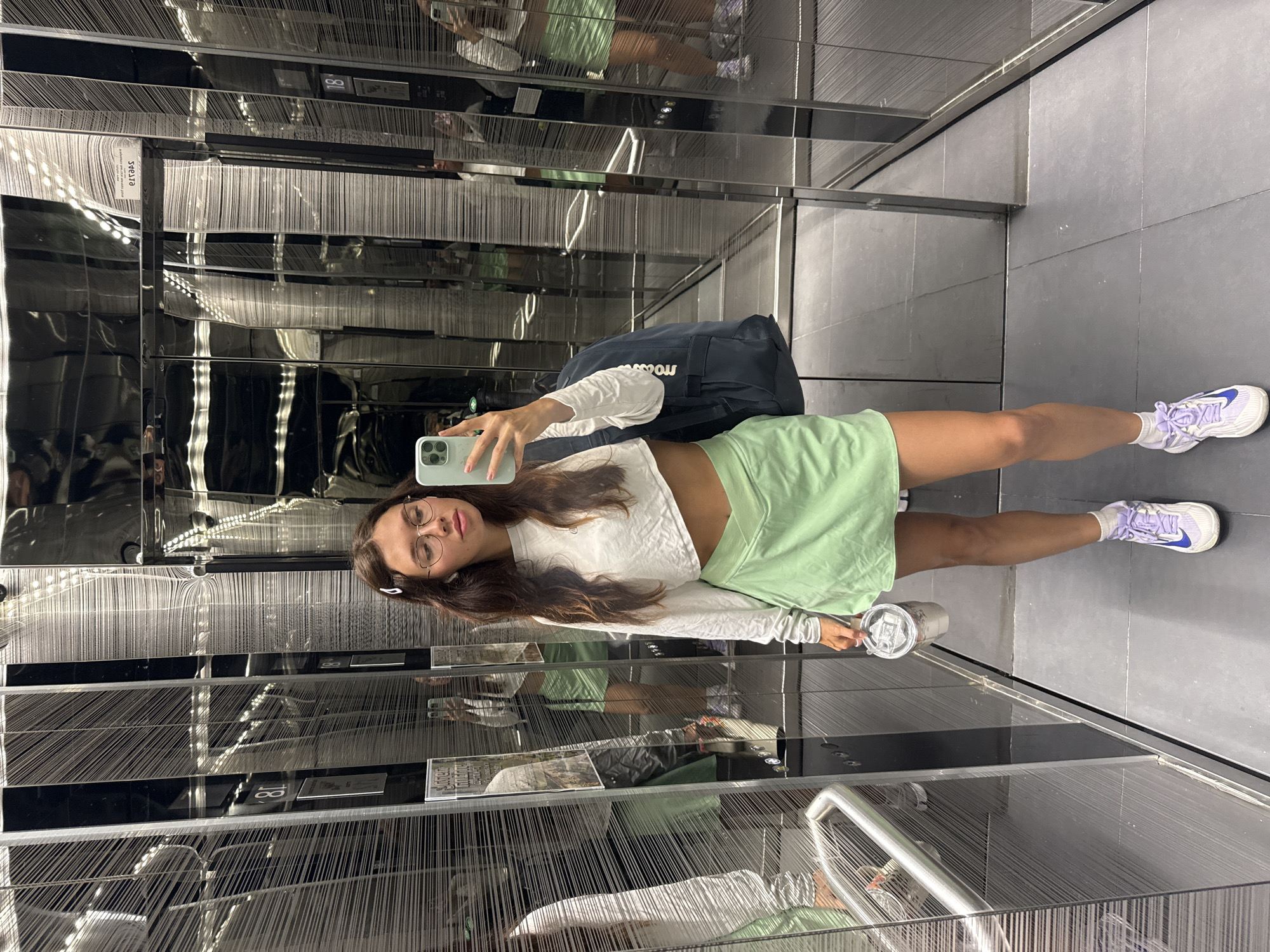 Elevator mirror selfie in Tel Aviv, summer outfit.