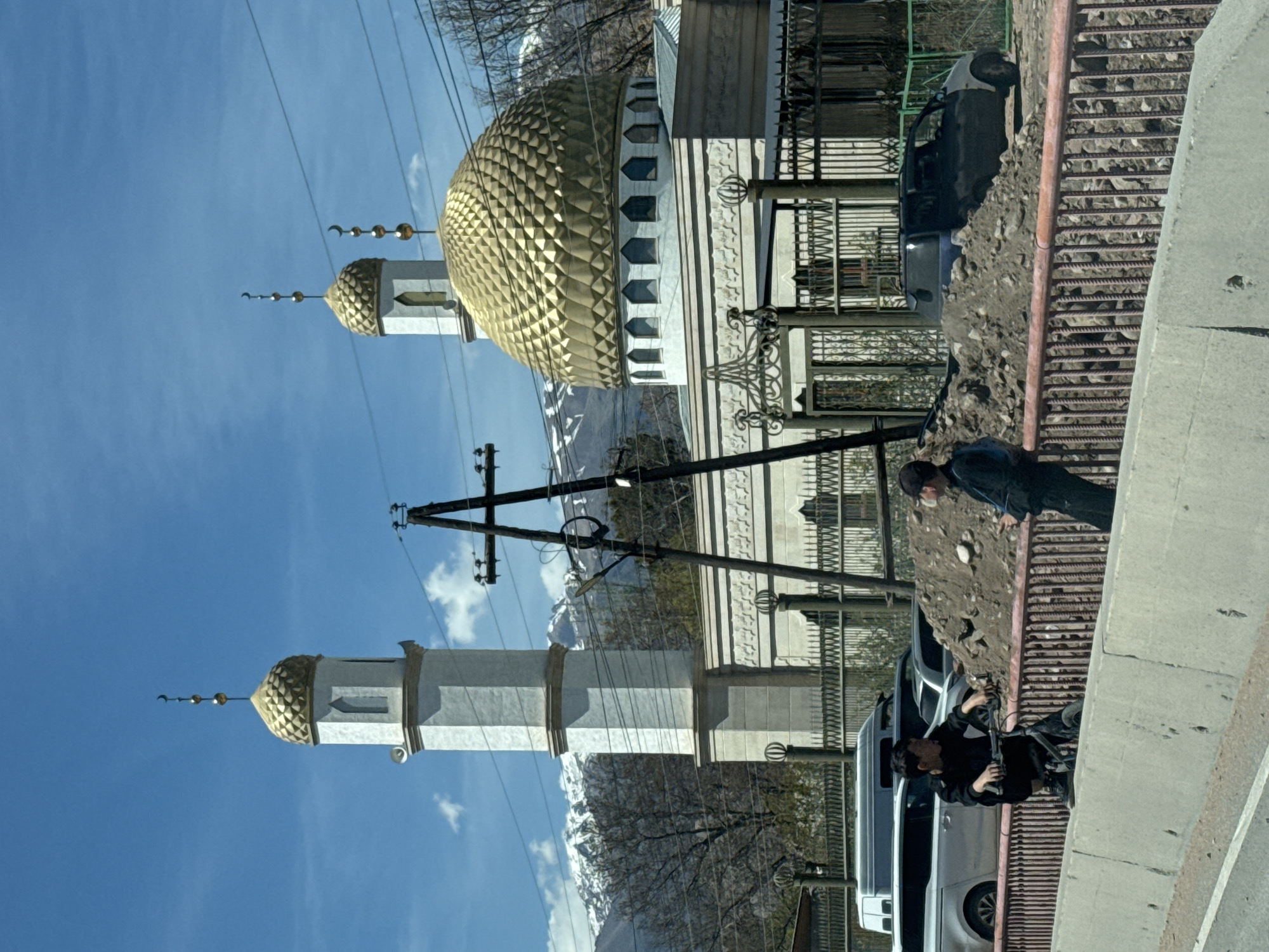 Mosque documented in Бактуу-Долоноту, Kyrgyzstan with golden domes
