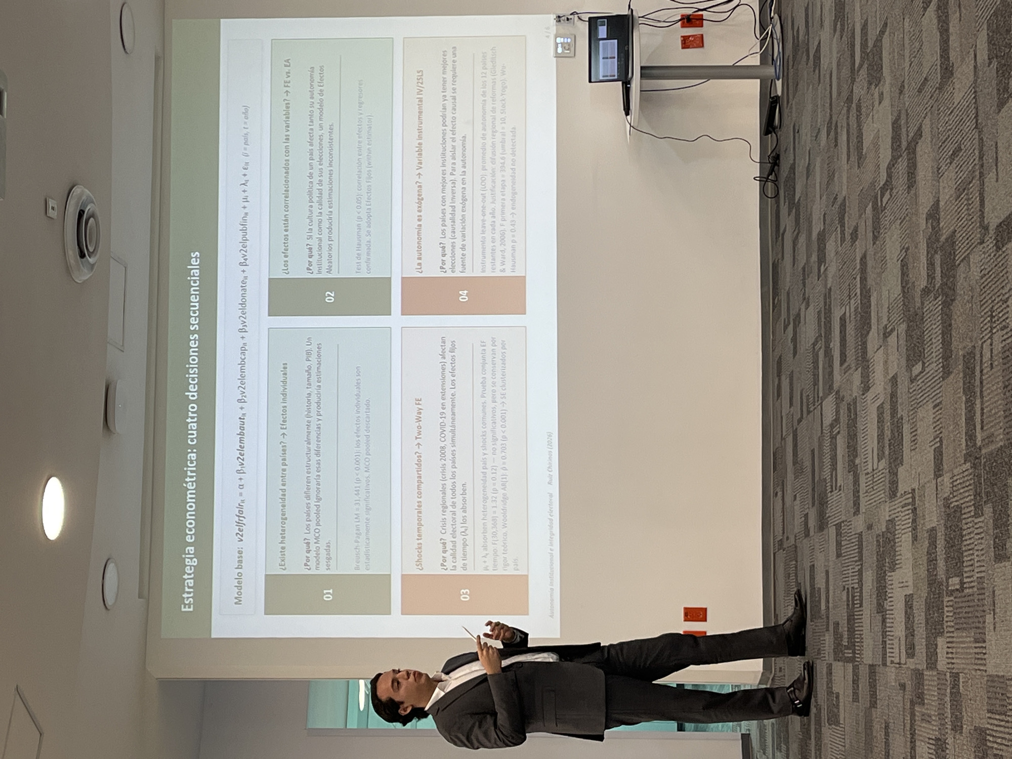 Academic presentation on econometric strategy delivered in Puebla