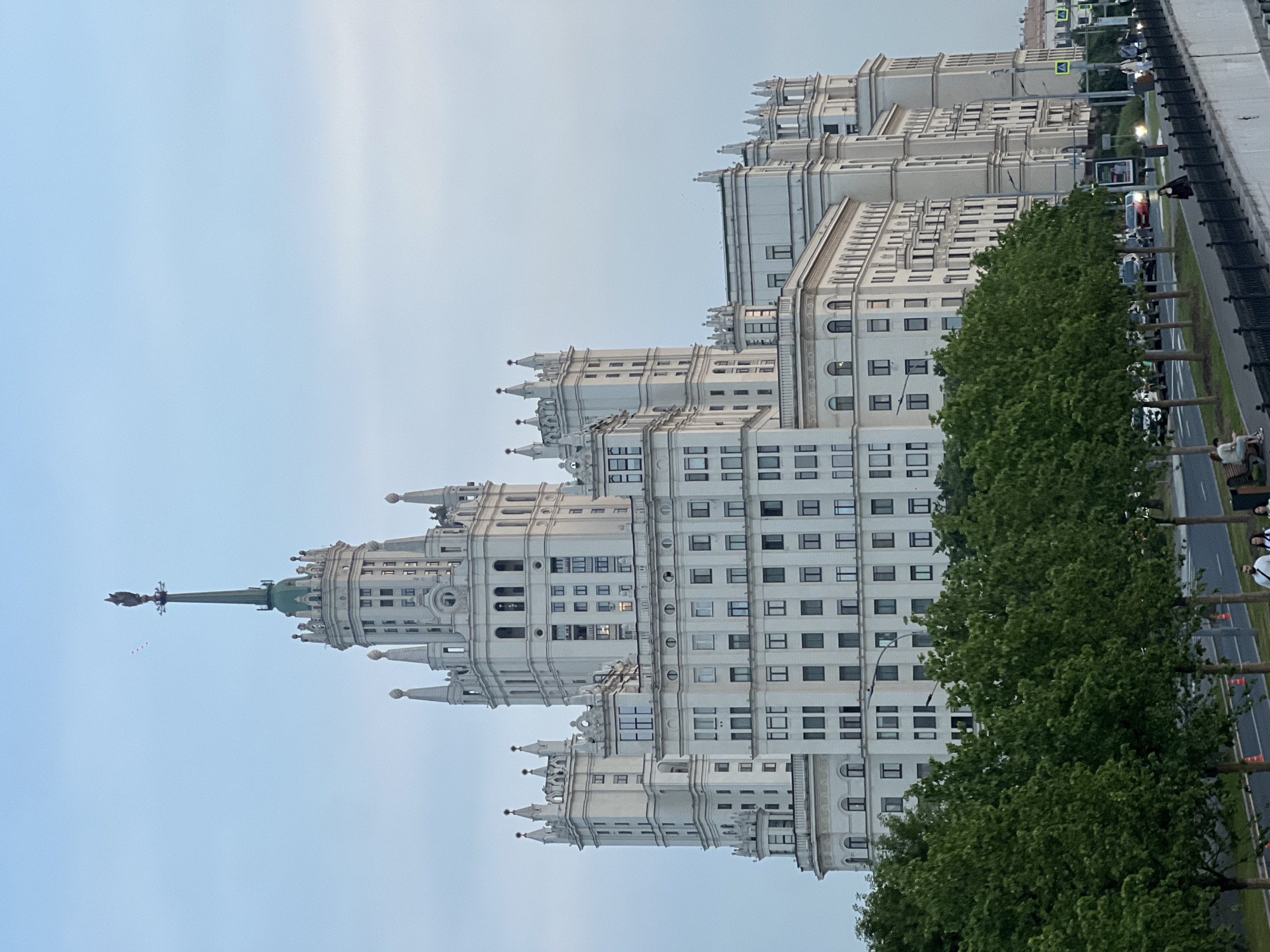 Evening scenes documented around Moscow's Stalinist skyscraper district