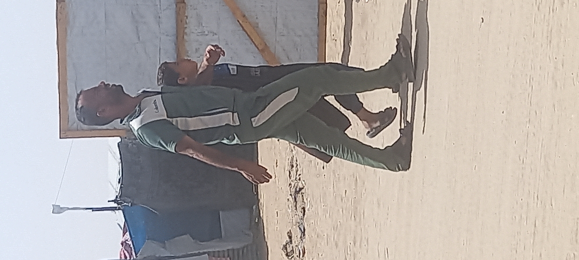 Multiple men observed in Khan Yunis morning hours