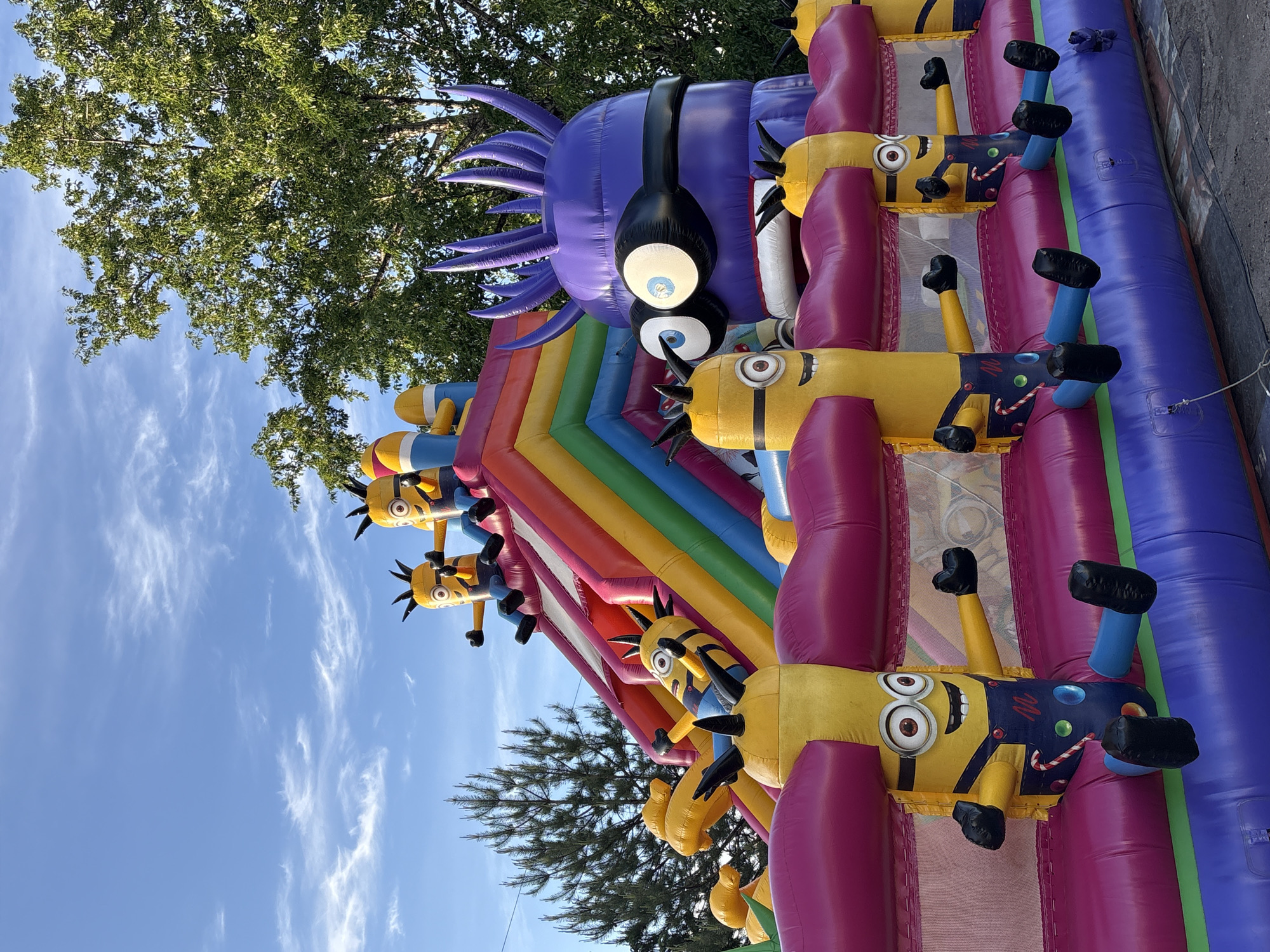 Morning life in Birobidzhan: families, fitness, and Minions bounce houses