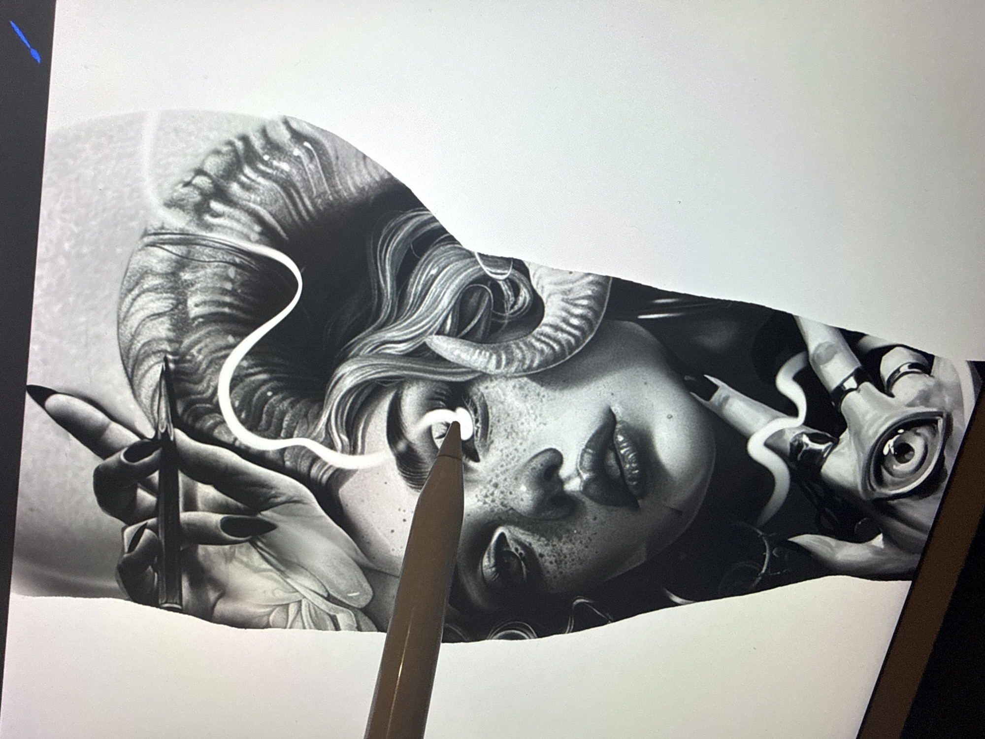 Artist creates digital sketches on iPad in Sofia evening session