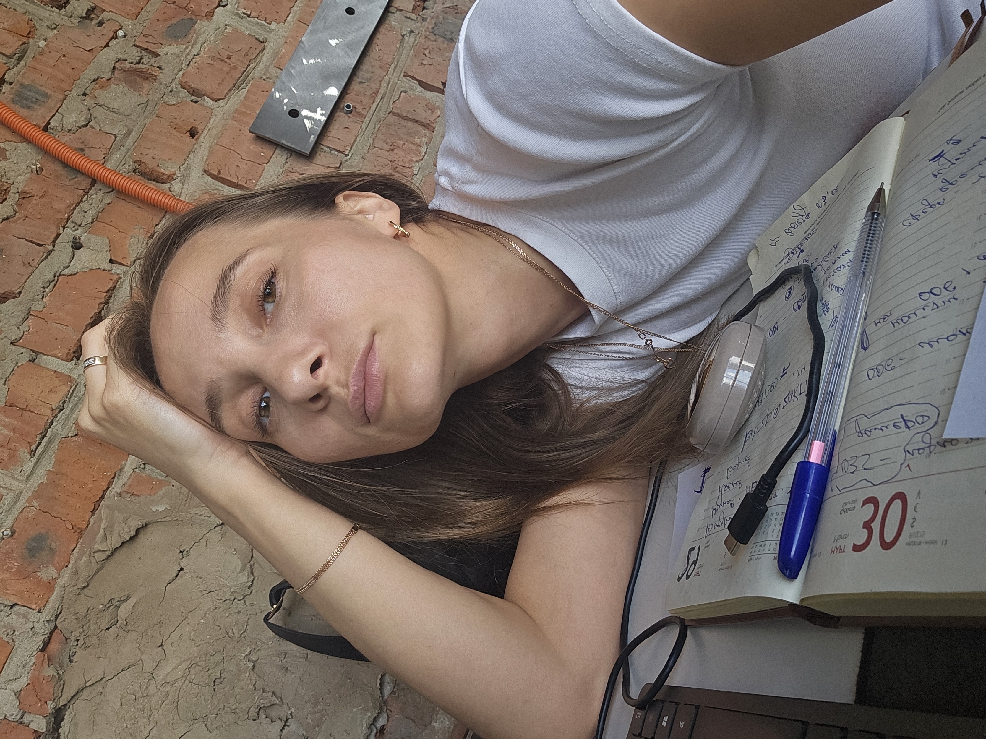 Woman documents daily life amid demolition in Chaikovsky, Russia