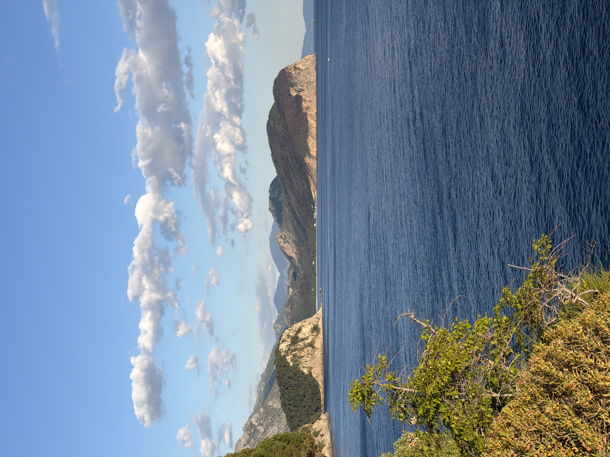 Clear skies and fair weather observed along Montenegro coast