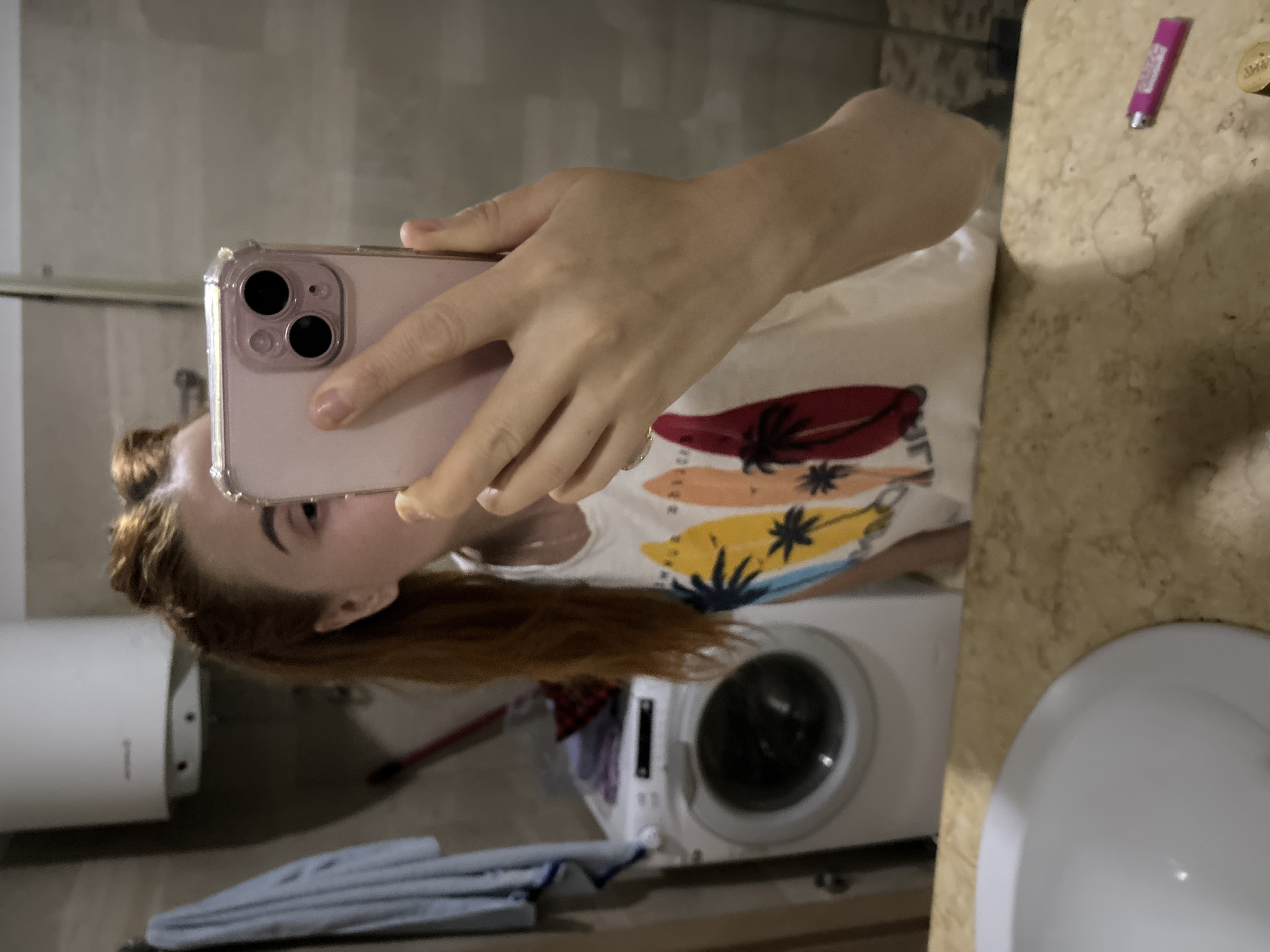 Woman documents ordinary bathroom moments in Budva apartment