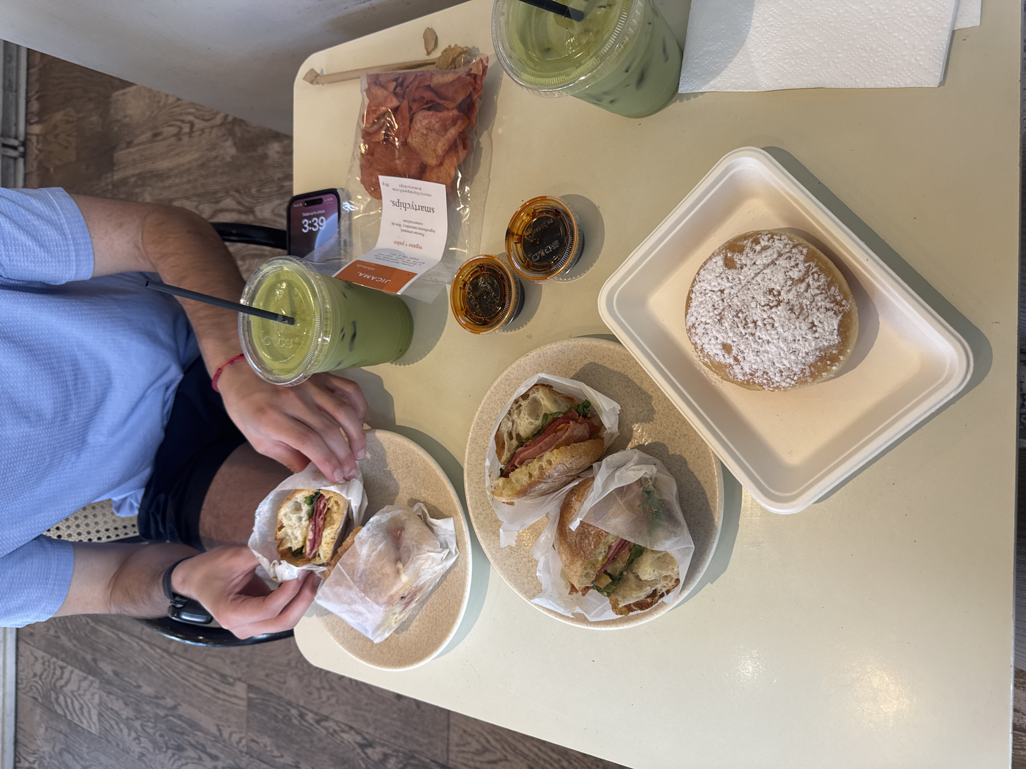 Café spread in San Pedro Garza García: matcha lattes and sandwiches