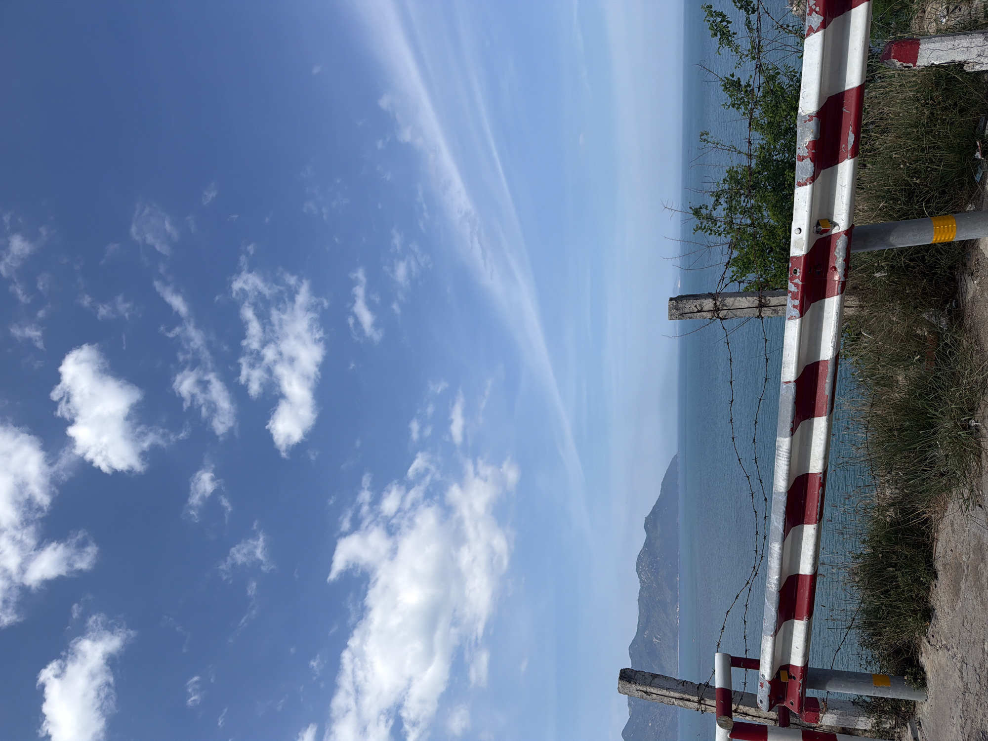 Morning coastal road scenes documented in Nha Trang, Vietnam