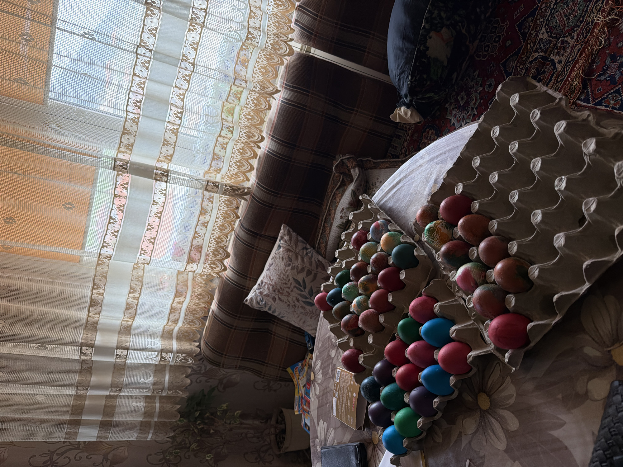 Easter preparations underway in Karlovo kitchen