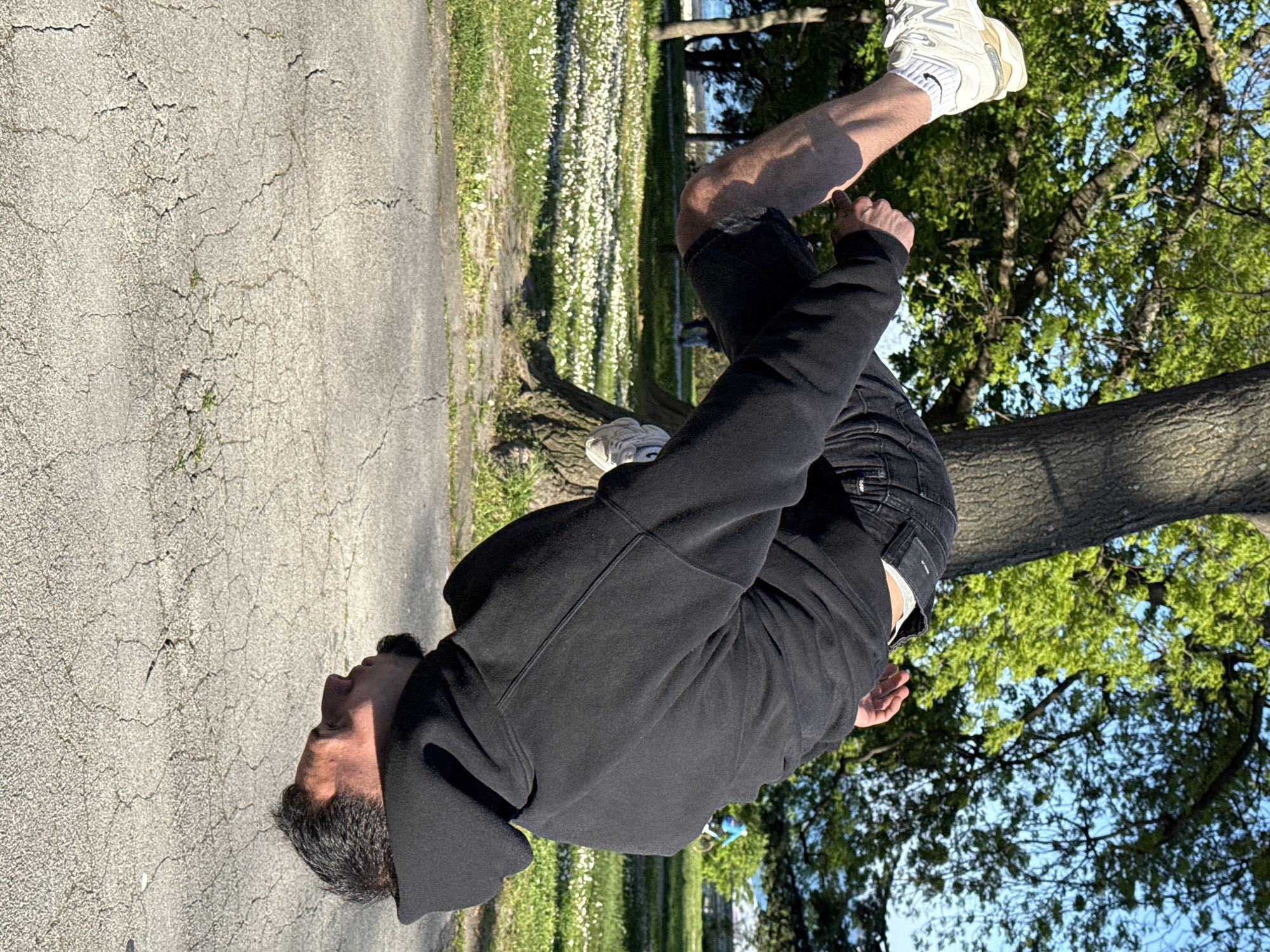 Men perform backflips, visit beach during afternoon in Varna